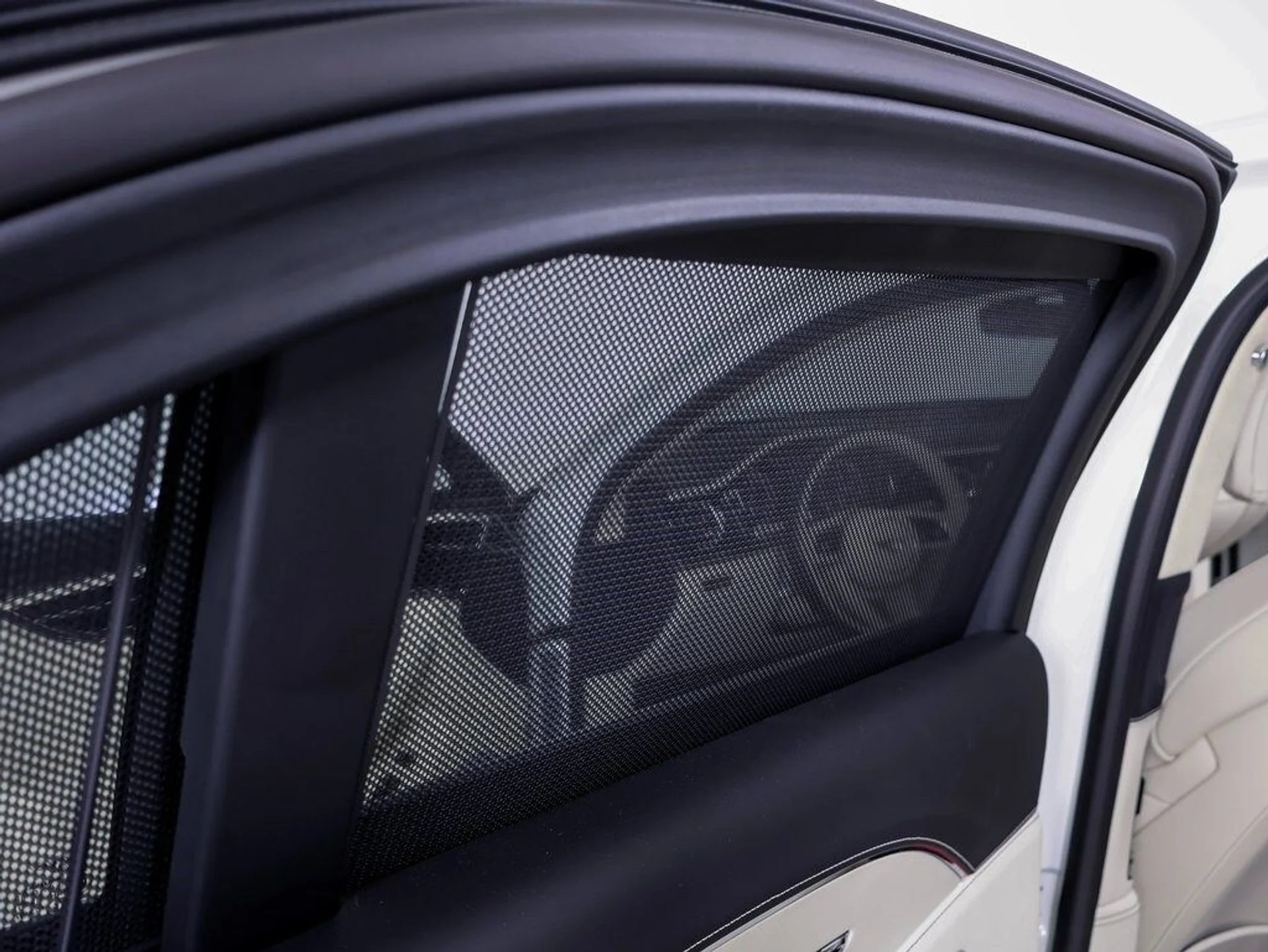 mph014_3620227692_0ea9db8682ce6e70b40929449985aa18x_21ed8e86ec