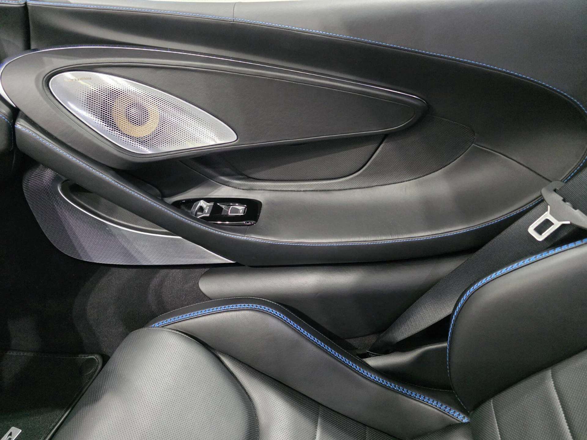 mph014_3620578674_d86a3b74d568f77385f6b557ddb32b8e_62872ce17d