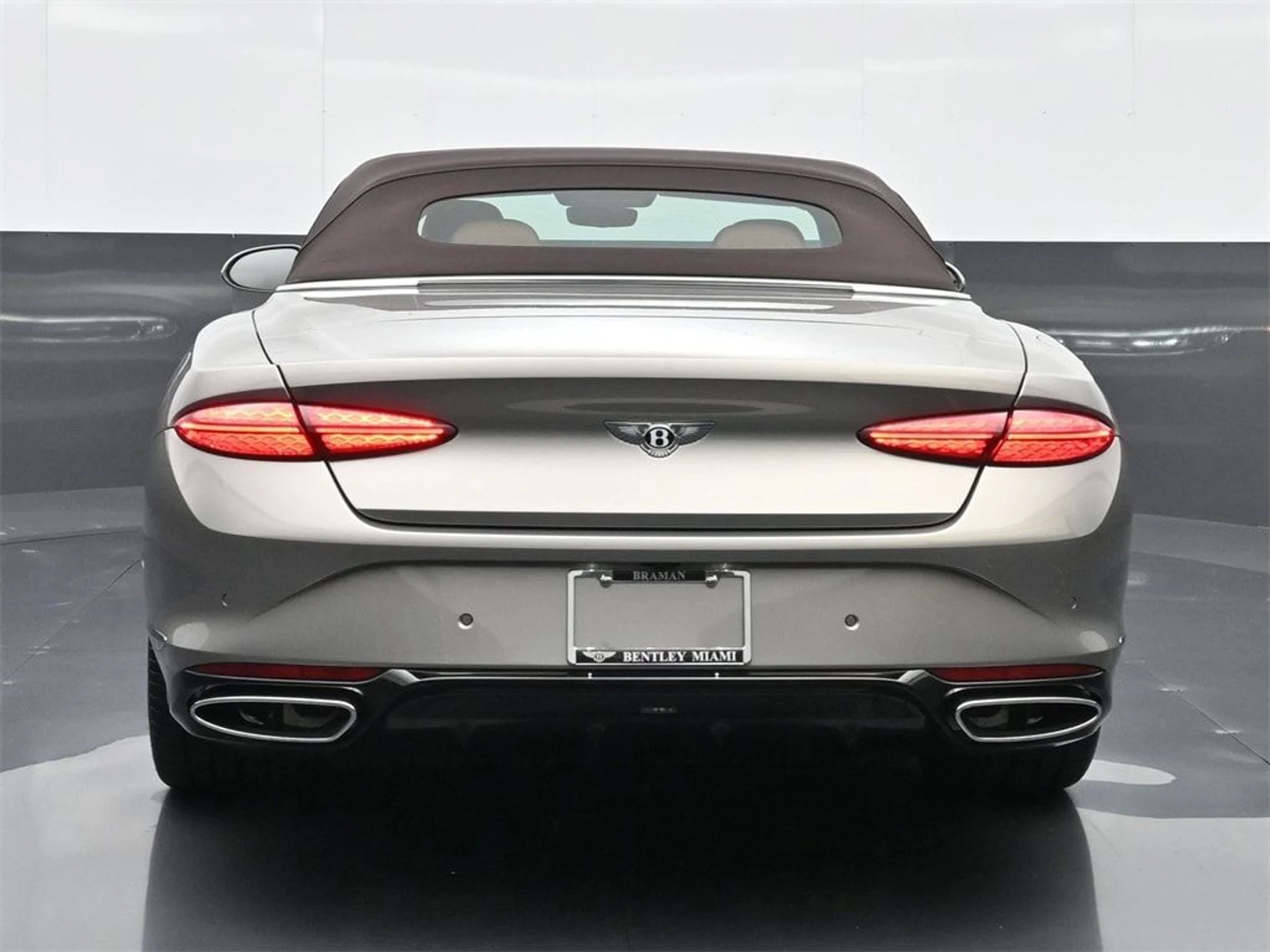 mph014_3622380335_927f3f2ed63e3f3d98984ff9f87c5508x_e1b1321428