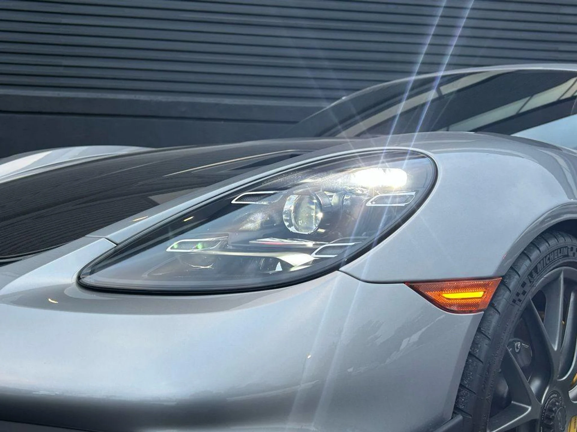 mph014_3629755552_5ya_Z_Zr_I2_J1j_Zq_Co_Hz2_Qf_C95i_Cho_63f3f68101