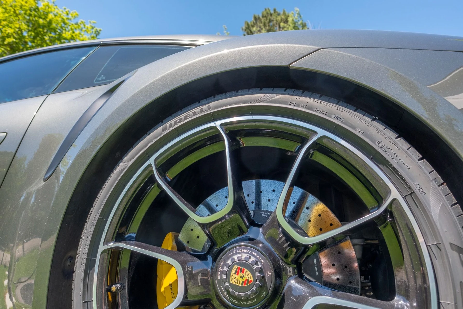 mph014_3630057700_Used_2021_Porsche_911_Turbo_S_1780951392_c855b08c88