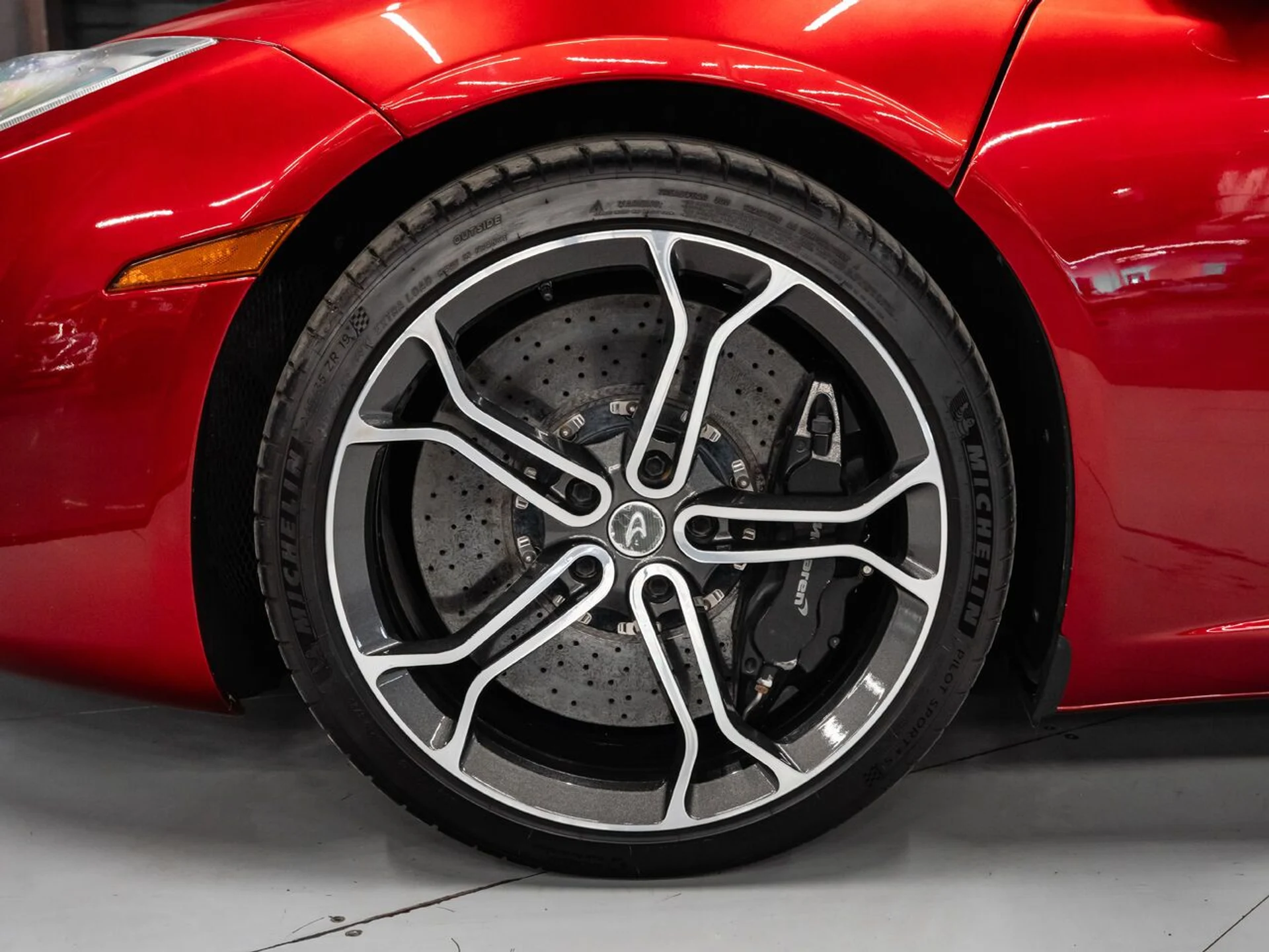 mph014_363579180_mclaren_mp4_12c_2014_b93d6091f2