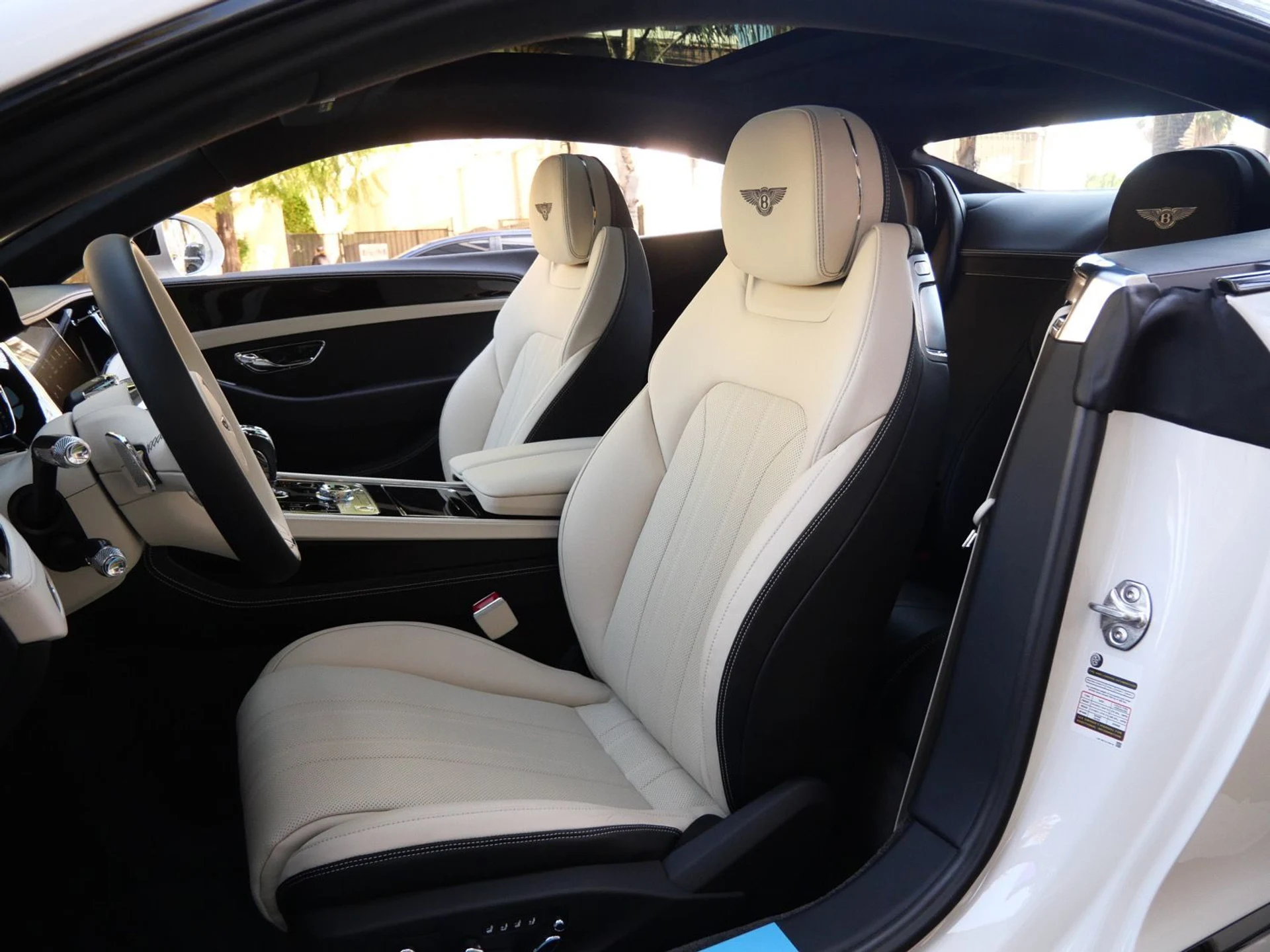 mph014_3642445695_0f9bd0ade3b8c42f962540f6c52b2ccdx_89ef986b3b