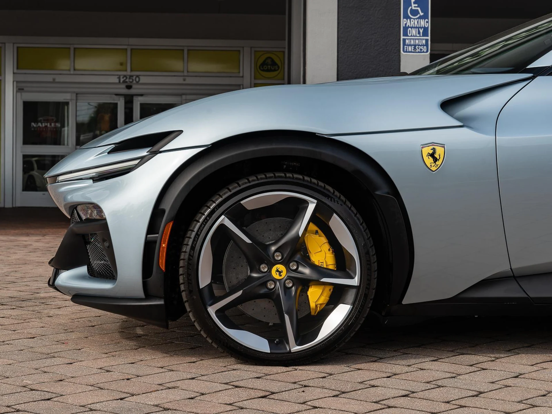 mph014_3648443227_Used_2025_Ferrari_Purosangue_AWD_1768385478_e00f5f37b0