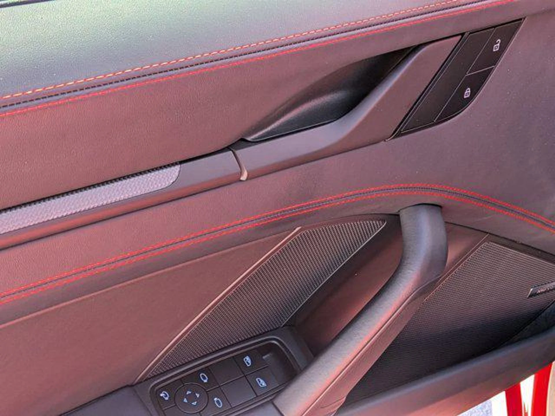 mph014_3649689664_k_PA_4_Rm_oe_Rvljluc_Cfoi_Df_Eb_VE_20f085268f