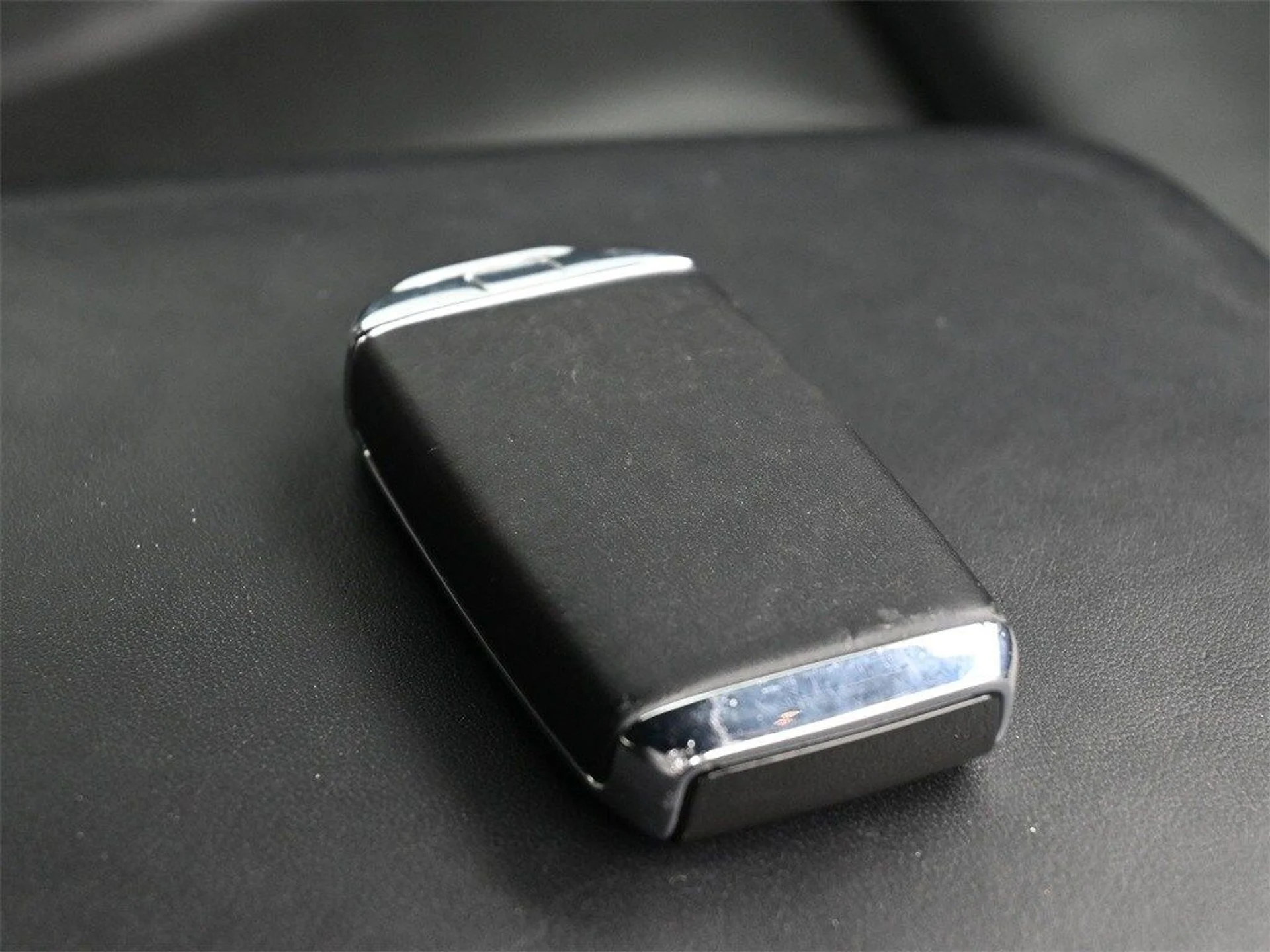 mph014_3649877962_3d5c56c2804a83168f26a616e55b4df1x_da076bc815