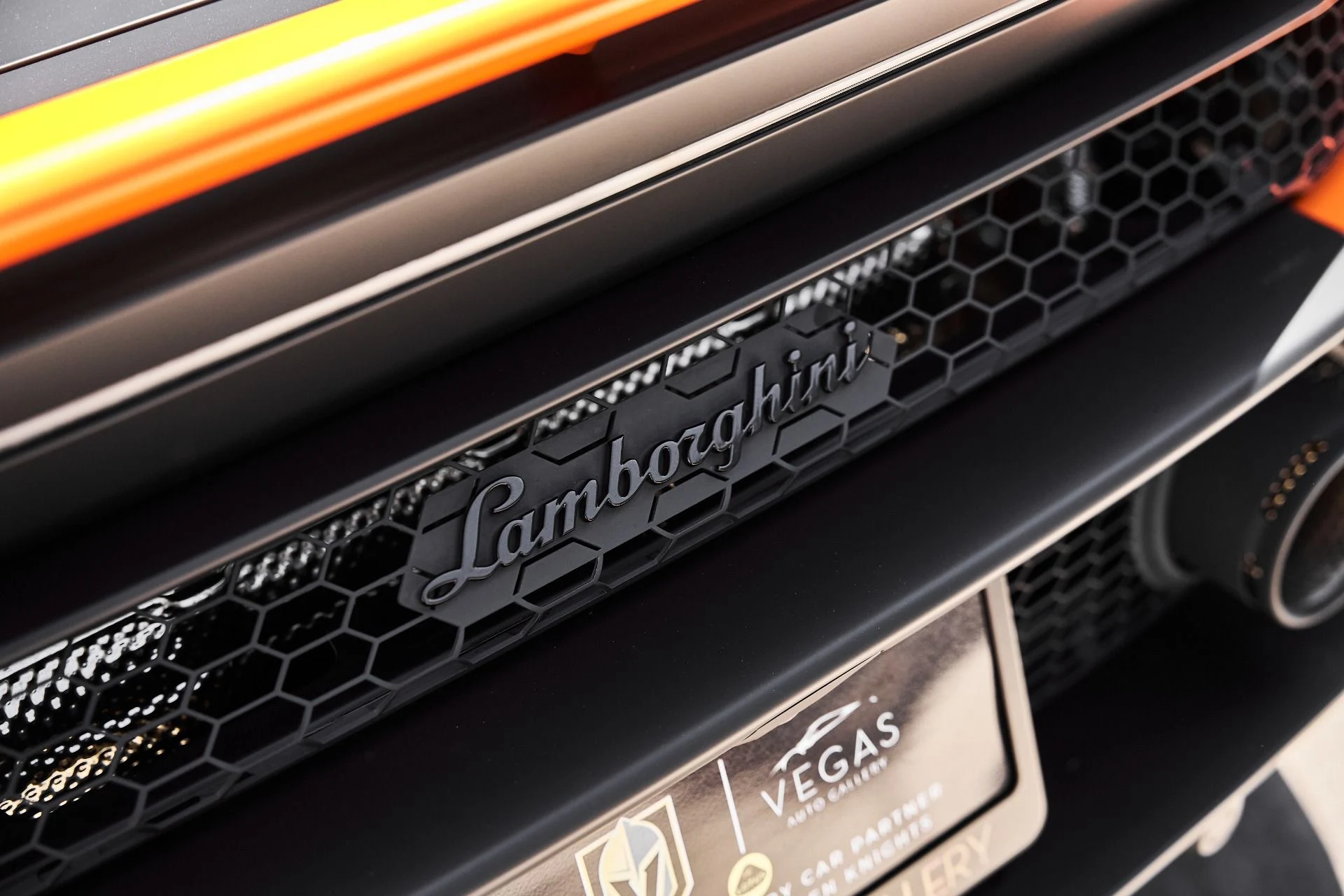 mph014_3650577467_Used_2023_Lamborghini_Huracan_Sterrato_Base_1776823401_17ca79fce2