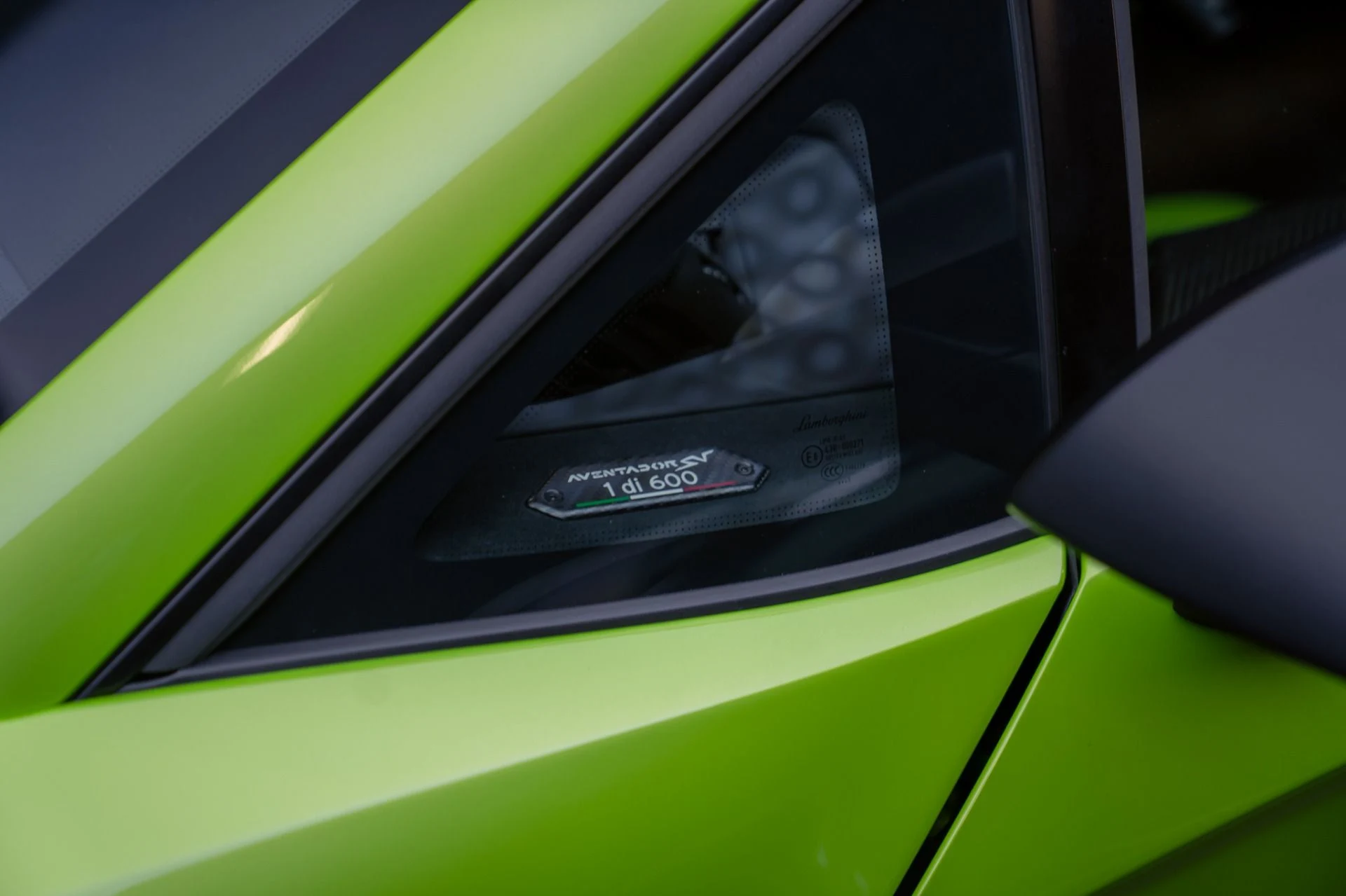 mph014_3652292657_Used_2016_Lamborghini_Aventador_LP_750_4_SV_1791299177_50b0fbf667