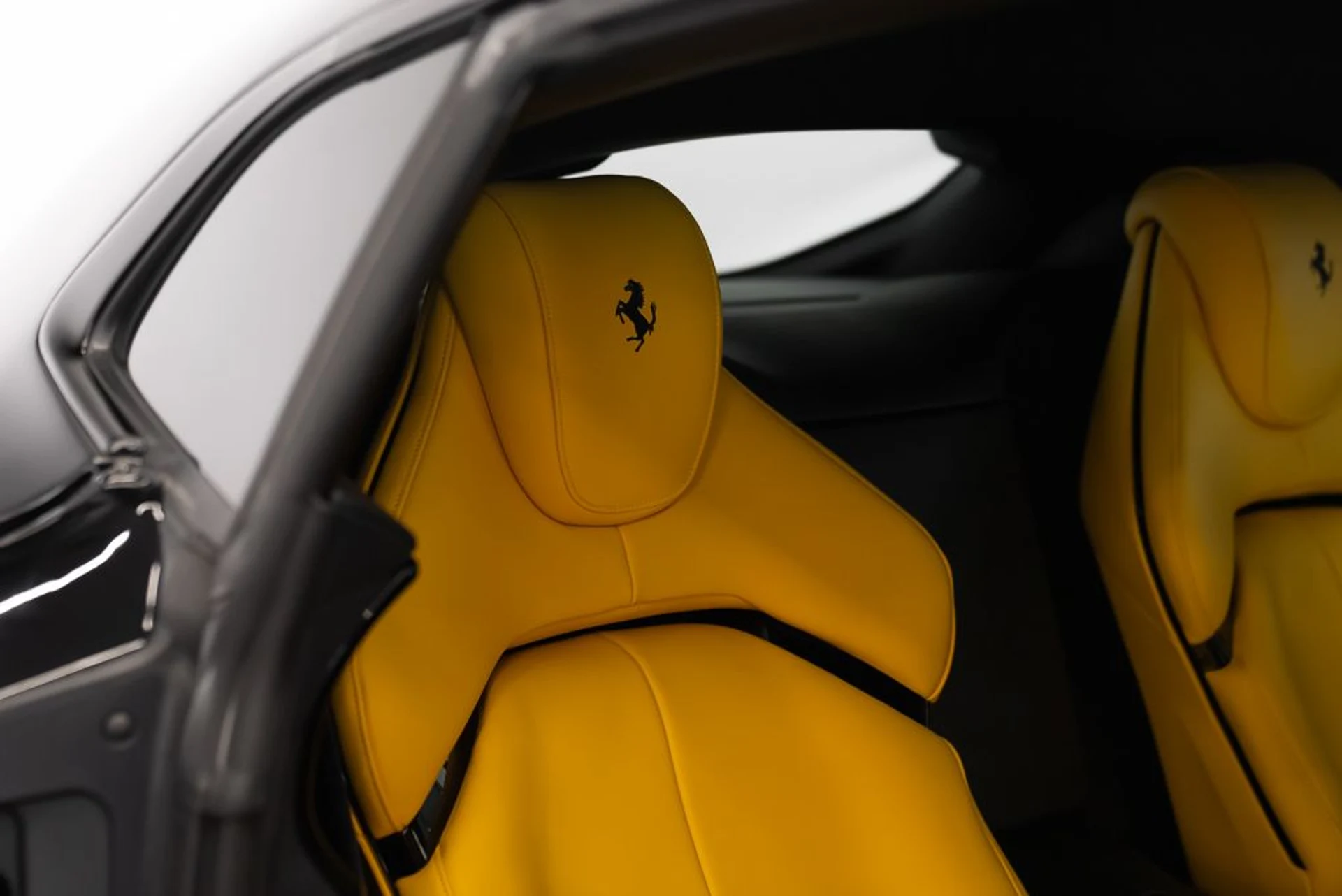 mph014_3652492981_ferrari_purosangue_2026_011d1710f2