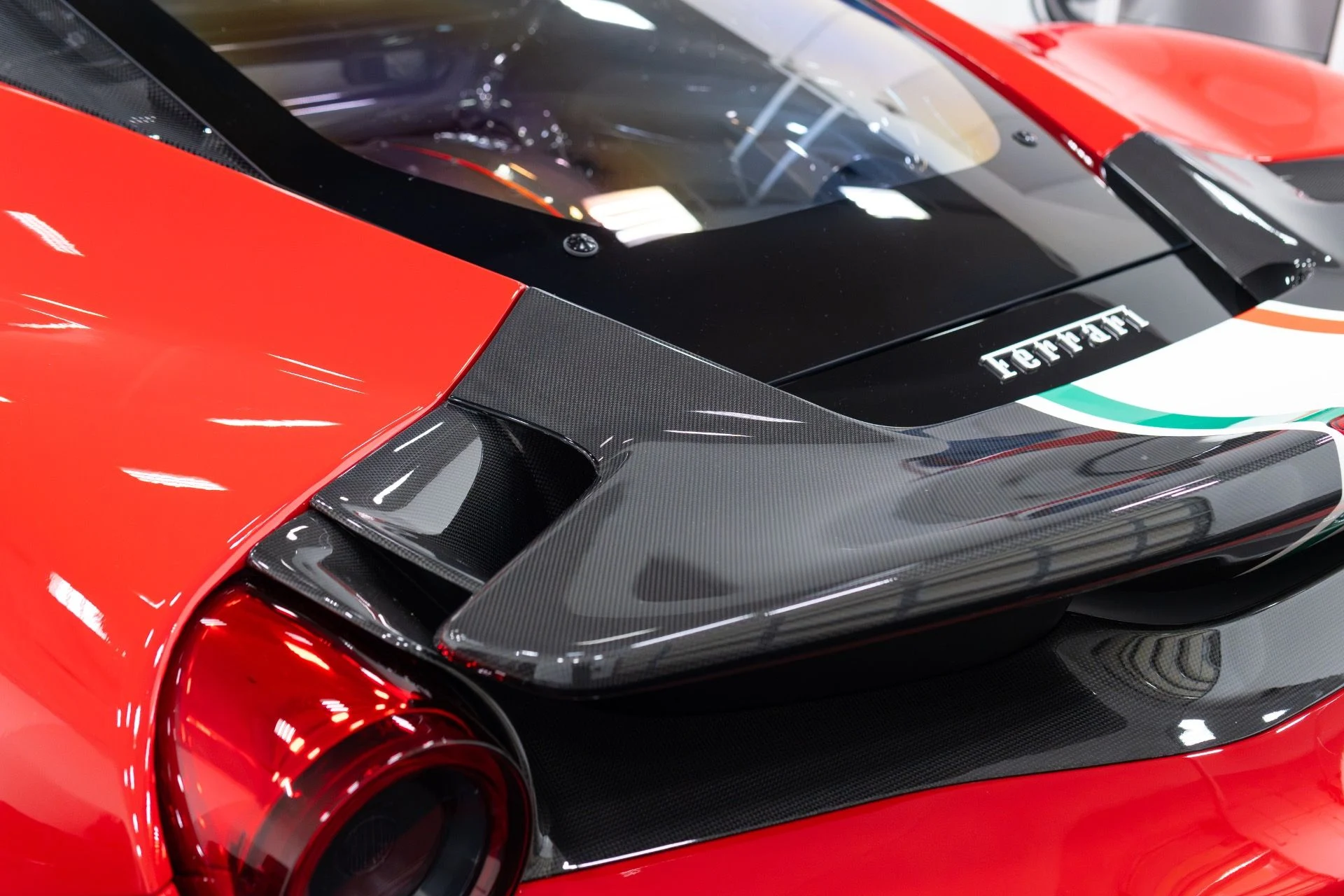 mph014_3655455587_Used_2020_Ferrari_488_Pista_1788470814_5a02723e8c