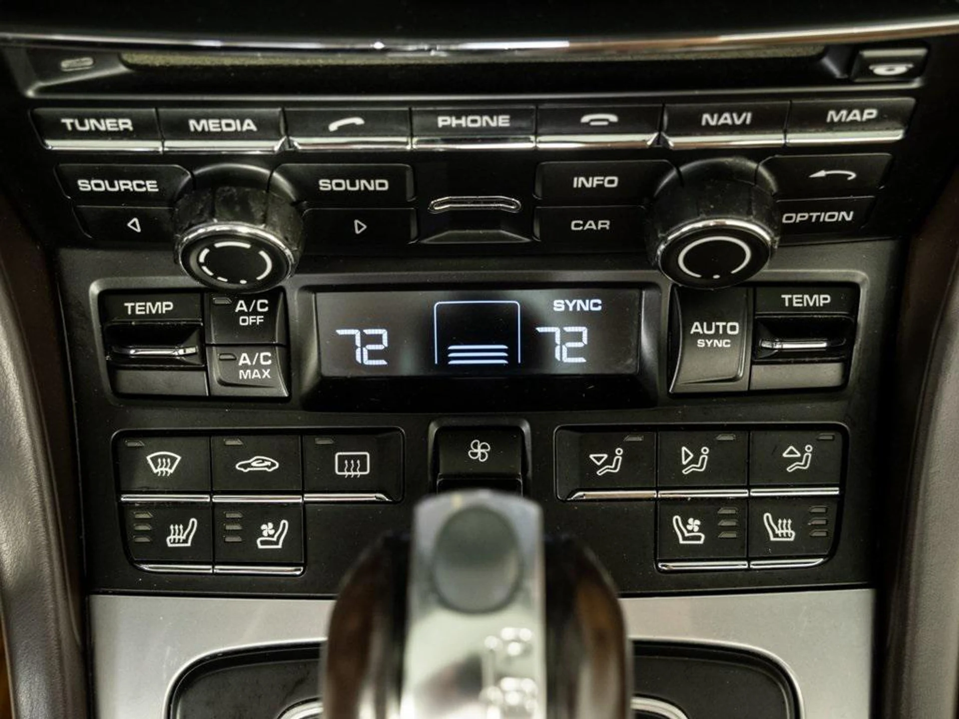 mph014_3656567137_I3_Hw5_A2nrf_F8h_B_Eqy_L00veef_G0_4bf93c80e4