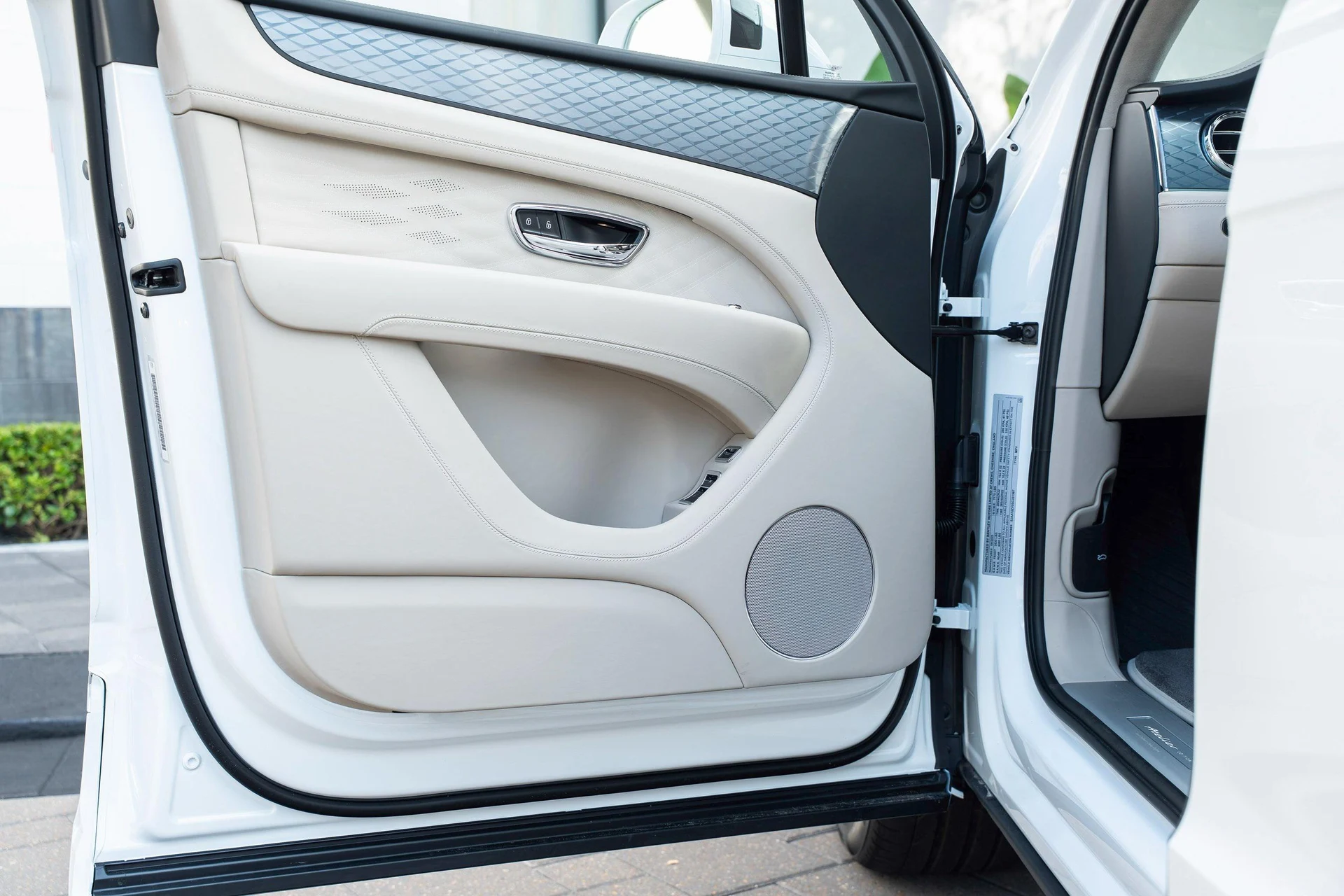 mph014_3657401487_462758411_6954bf804e73cd9f103f4ece_0614f105c4