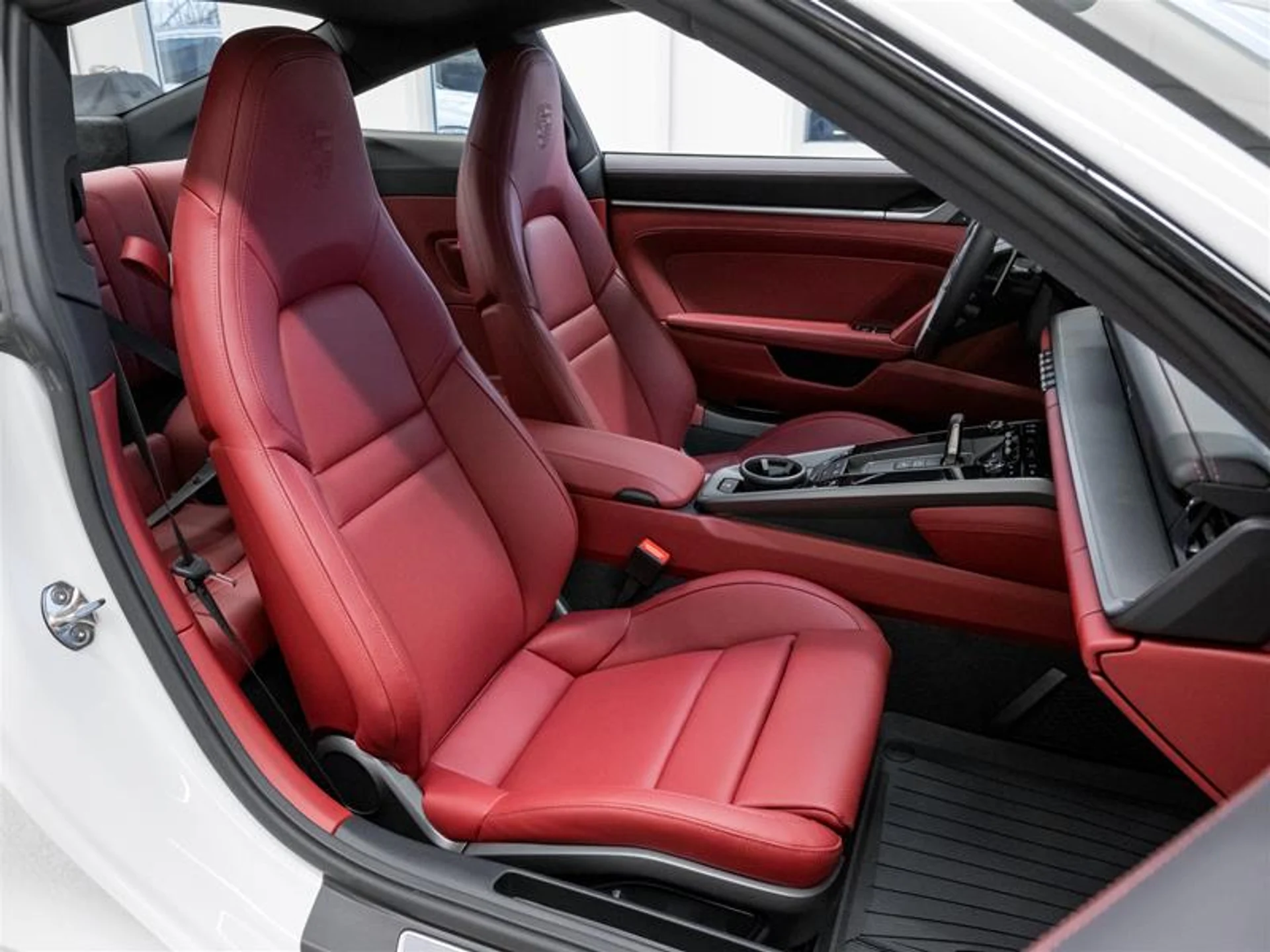 mph014_3660229790_11640000_1552972636_88f19586ea