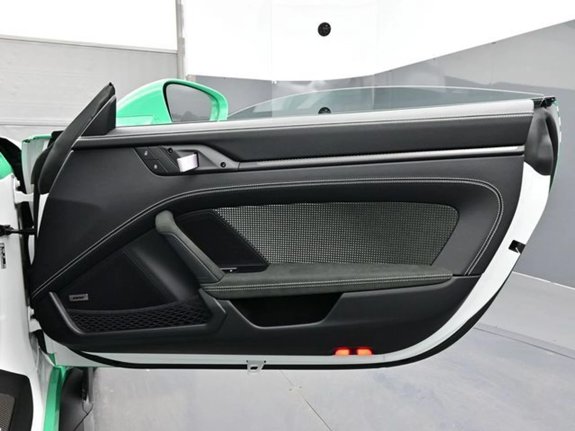 mph014_3669749042_d10c6ebf7e31475cff1892dadec29209x_9d3e2389dc