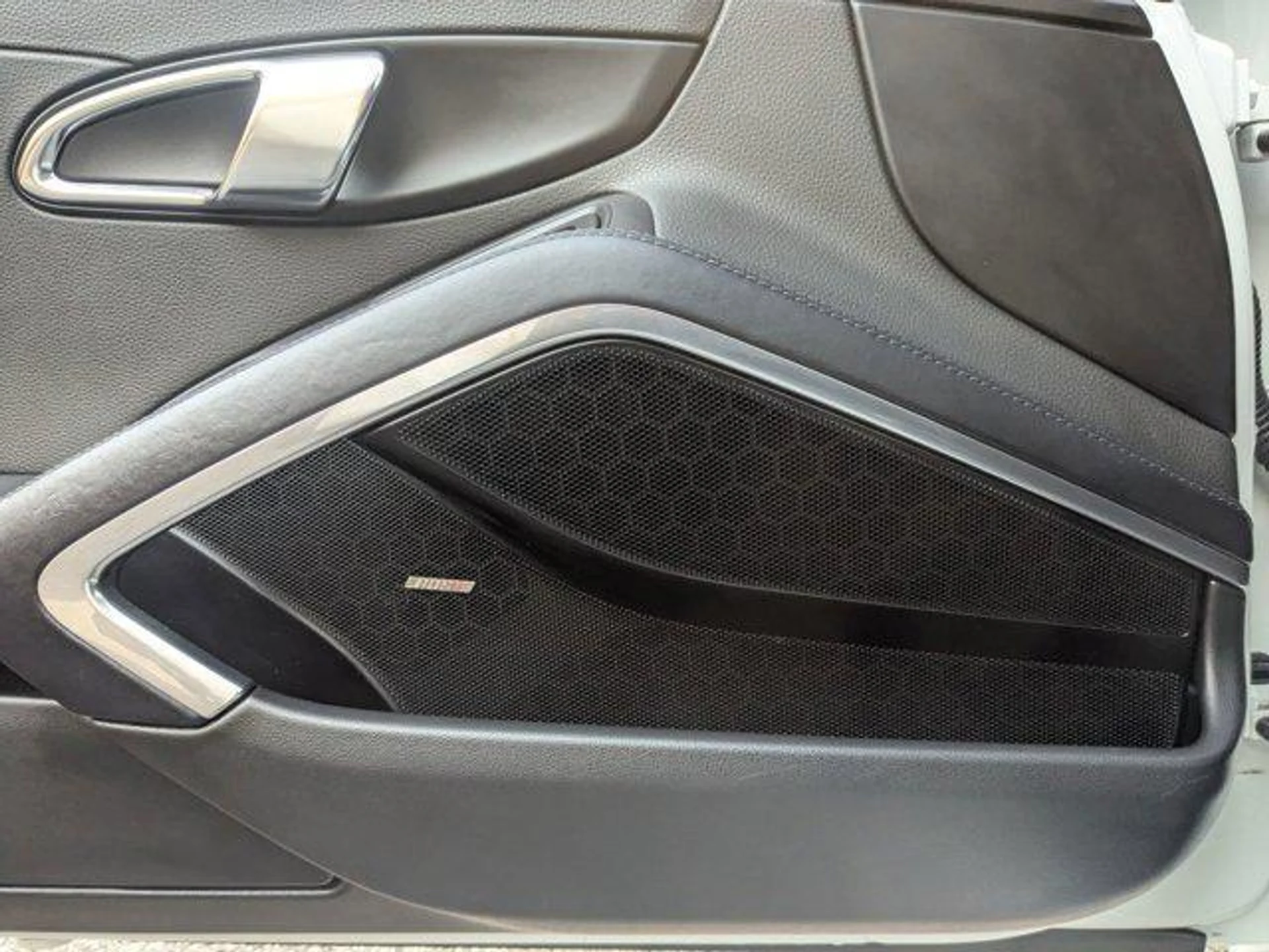 mph014_3675832783_LH_Kao0xf_K_Nu_SGY_2b_Zlr_Y_Gd_H0_T4_7daf39f5ef