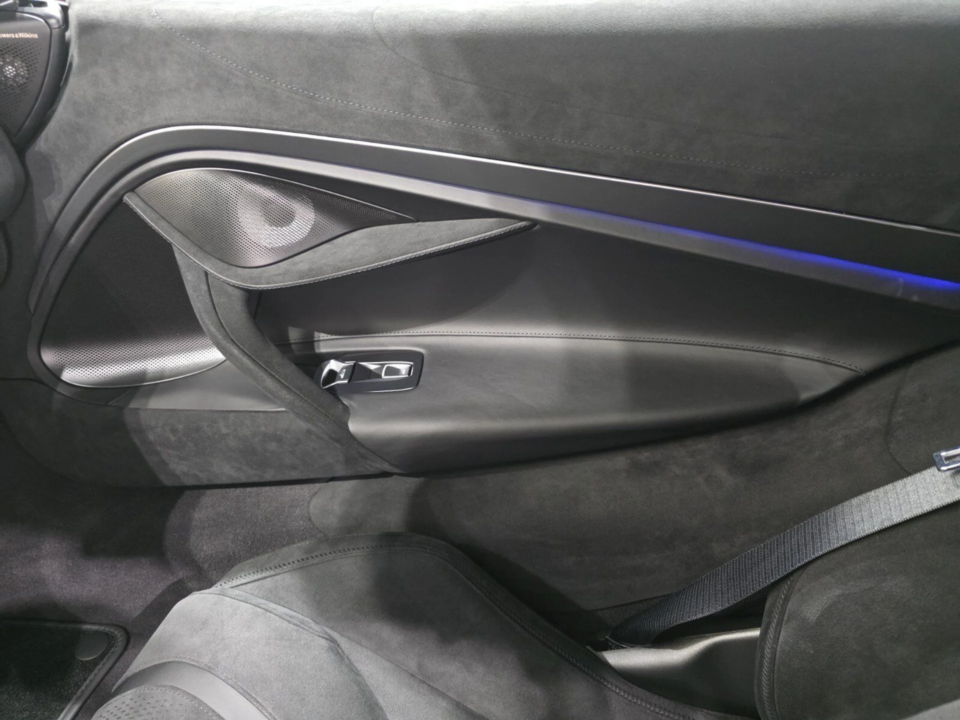 mph014_3675876464_3b7a4fe056a99bb9be3cff6142085bb6_3006bfa743