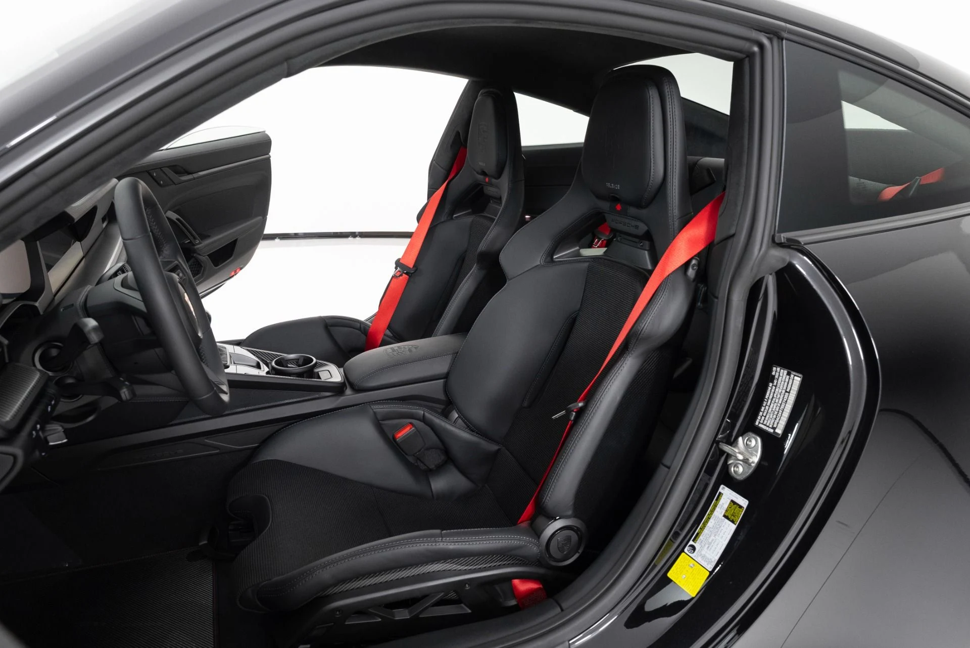 mph014_3676737561_Used_2025_Porsche_911_GT_3_Touring_1756254236_b267a050bc