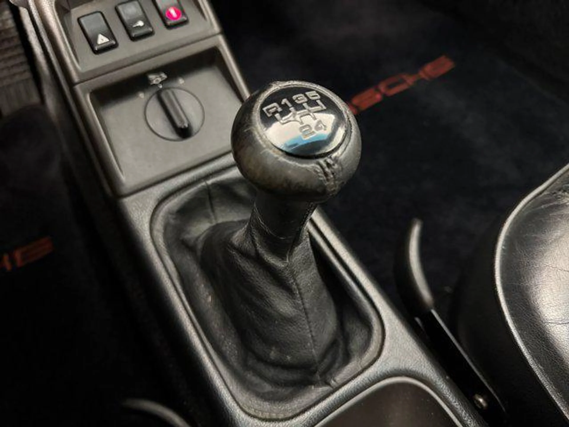 mph014_3678928317_QZDMMQ_Abn_Pmgk_Ae3z_As_Rla_R_Dc_M_b86ec14ff9