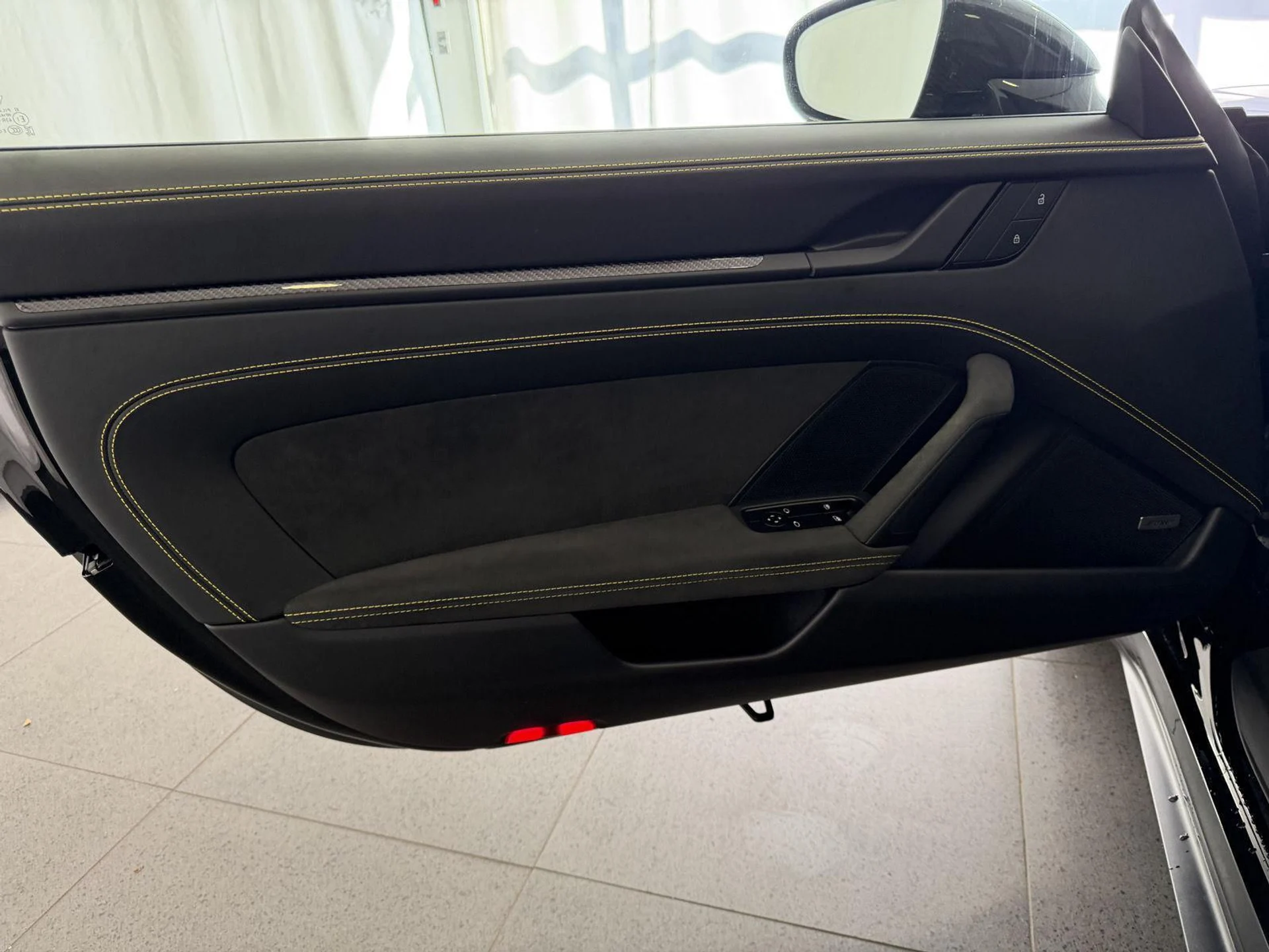 mph014_3681552690_b9bcdcc2de1b37051438695a50a2a74cx_5958fe8bde