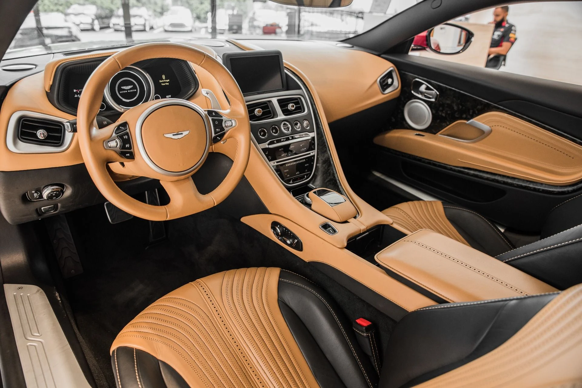 mph014_3686275602_Used_2017_Aston_Martin_DB_11_1595695545_fdd2c718cd