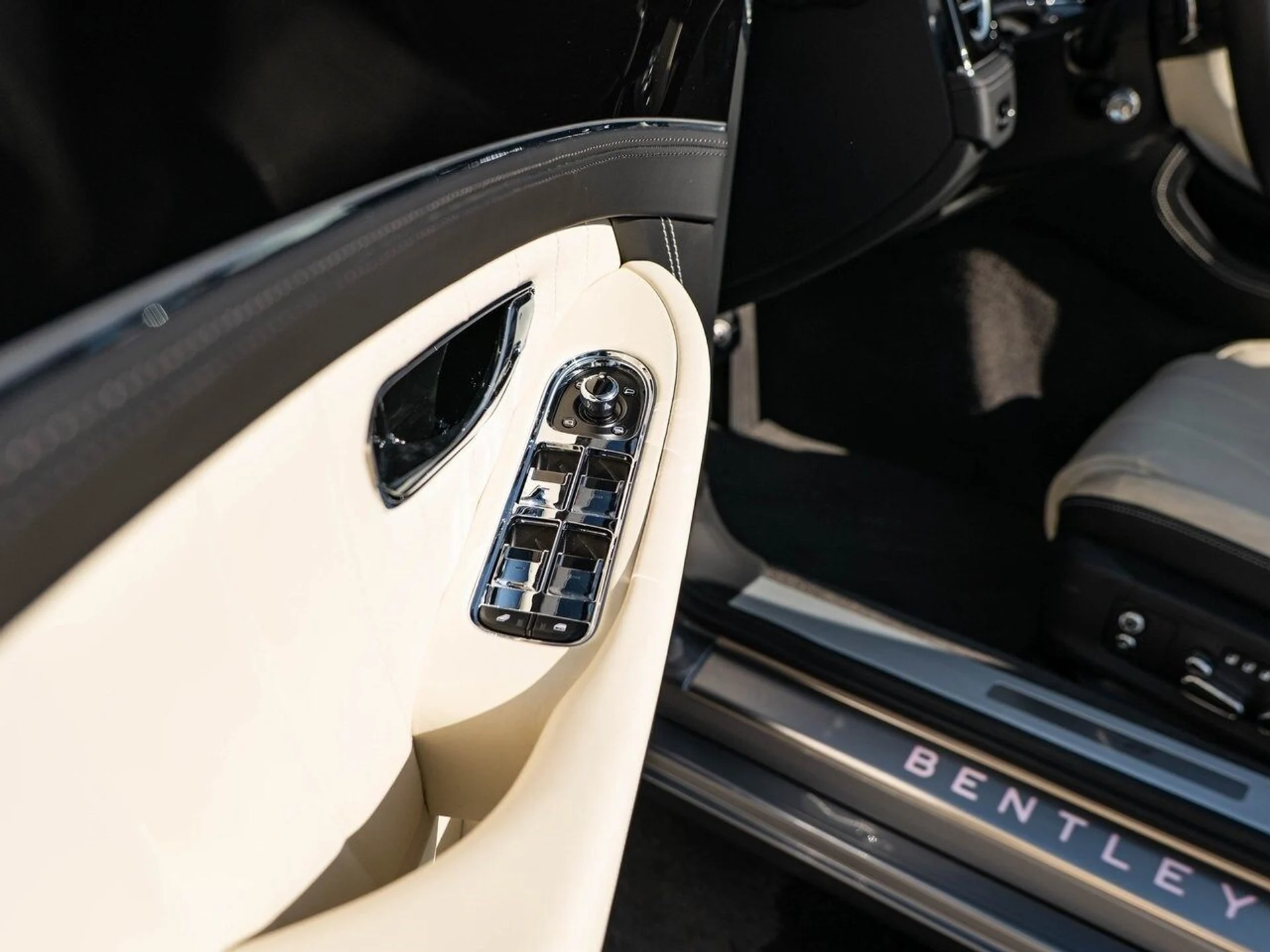 mph014_3688164915_64b647b94eba7ba4e2b75d860cd657dcx_a106a6333f