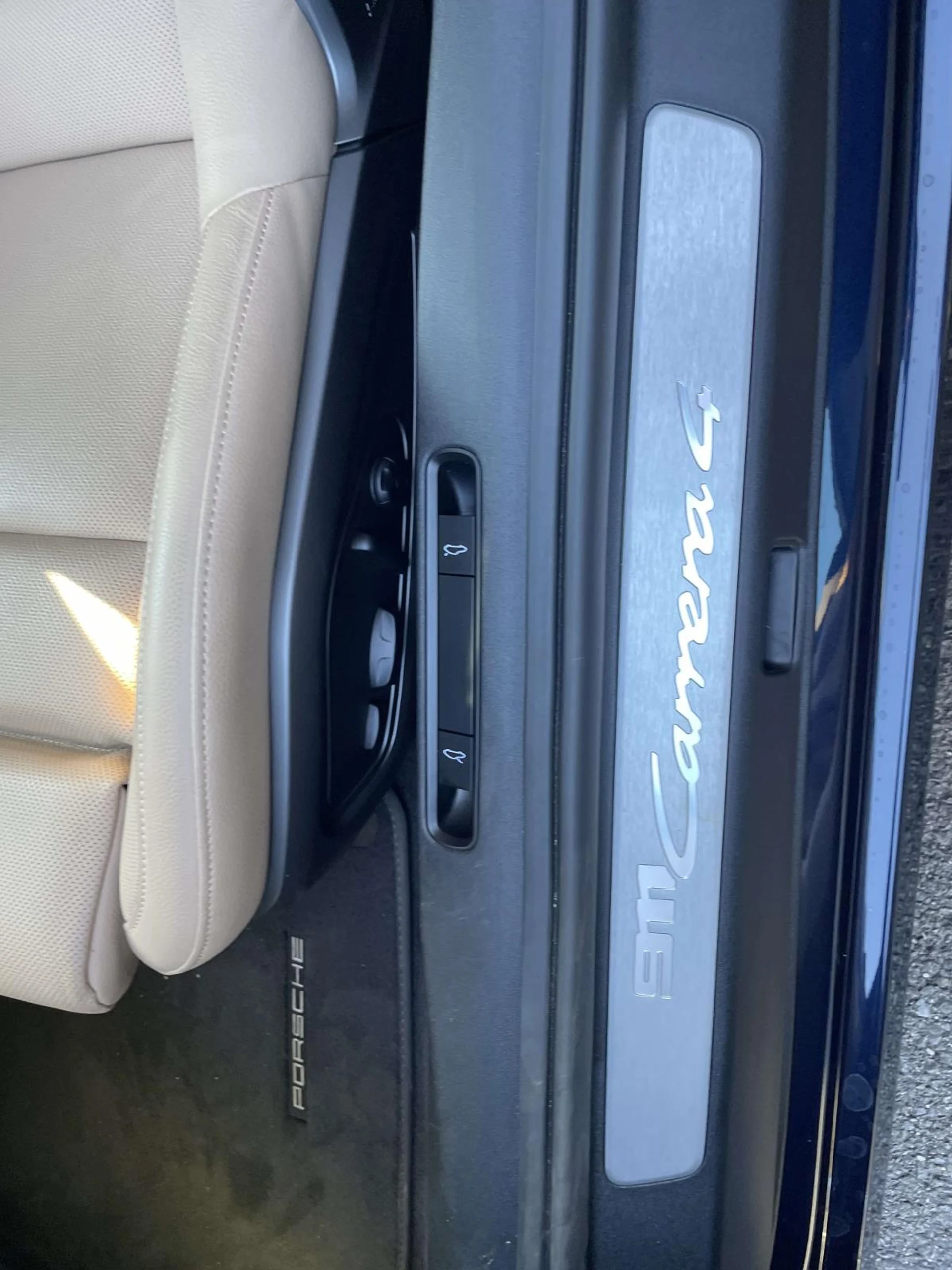 mph014_3692535070_1220ec48fb3d3478c968ad2f140d6993_7cc0eeecf8