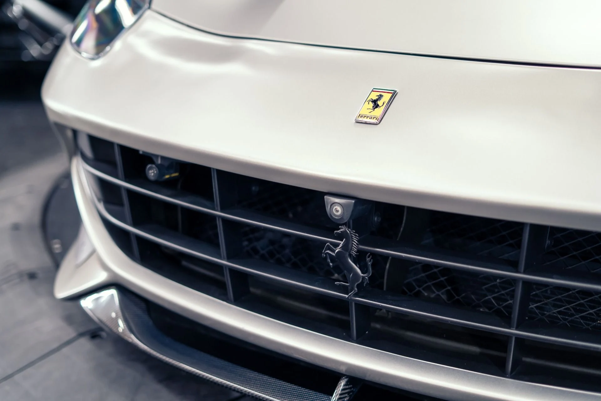 mph014_369957428_Used_2015_Ferrari_F12_Berlinetta_HUGE_455000_MSRP_Factory_Alluminio_Opaco_1781891215_ba24c47f26