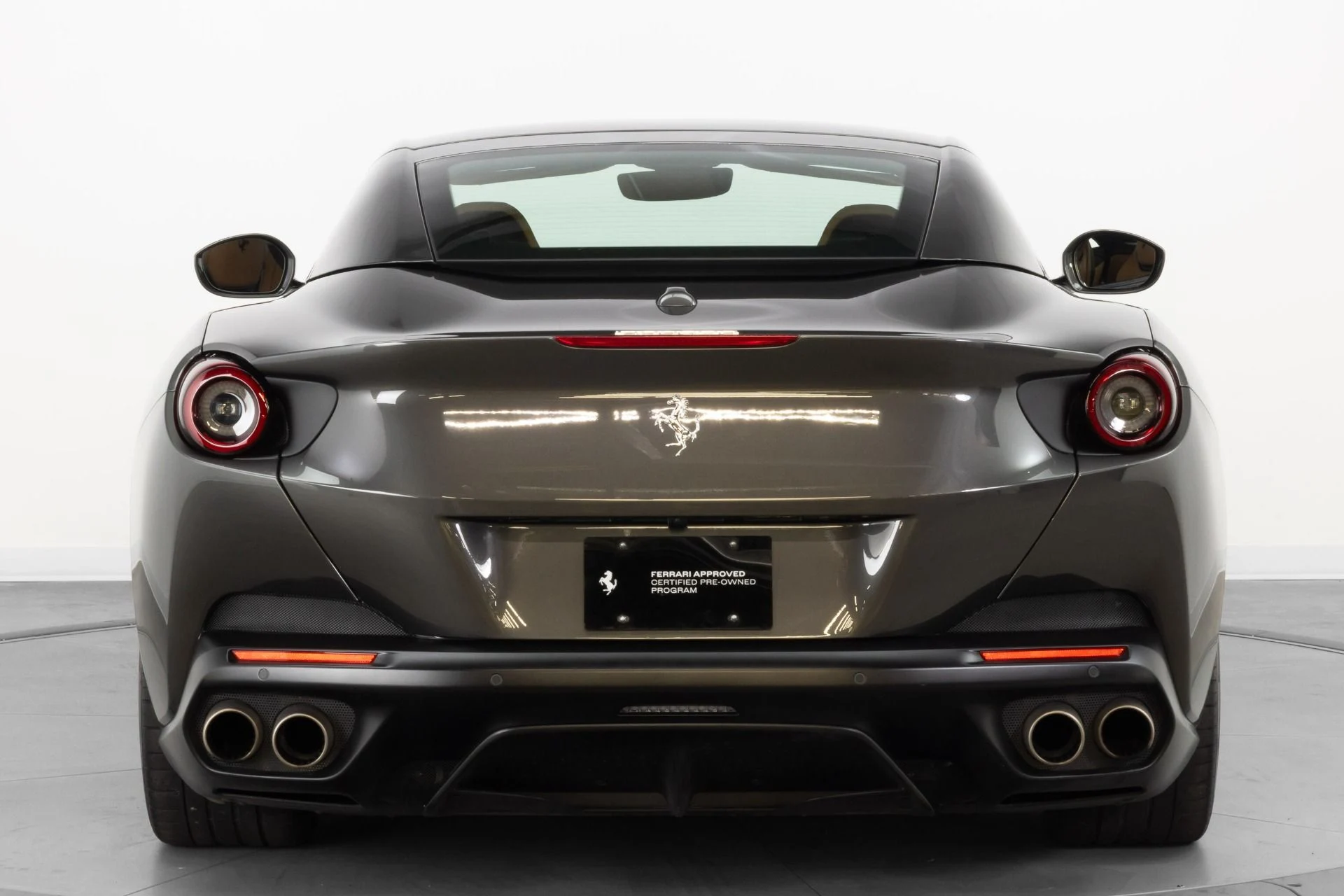mph014_3699751287_Used_2019_Ferrari_Portofino_1784318320_3d92433938