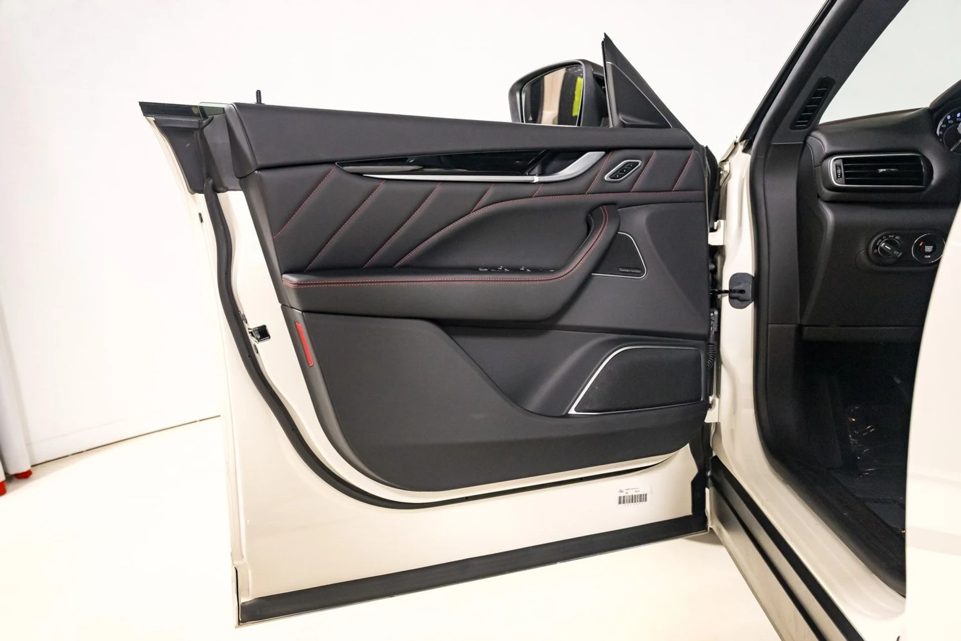 mph014_3704647754_6ebe08a9f98148c3aef5167b4b7bbe9a_974f085310