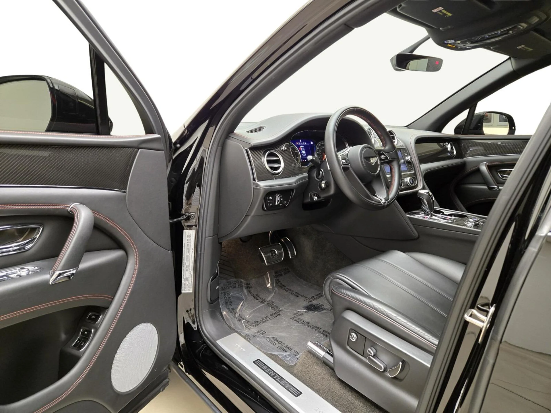 mph014_3712359618_Used_2019_Bentley_Bentayga_V8_1769237260_1f3397259b