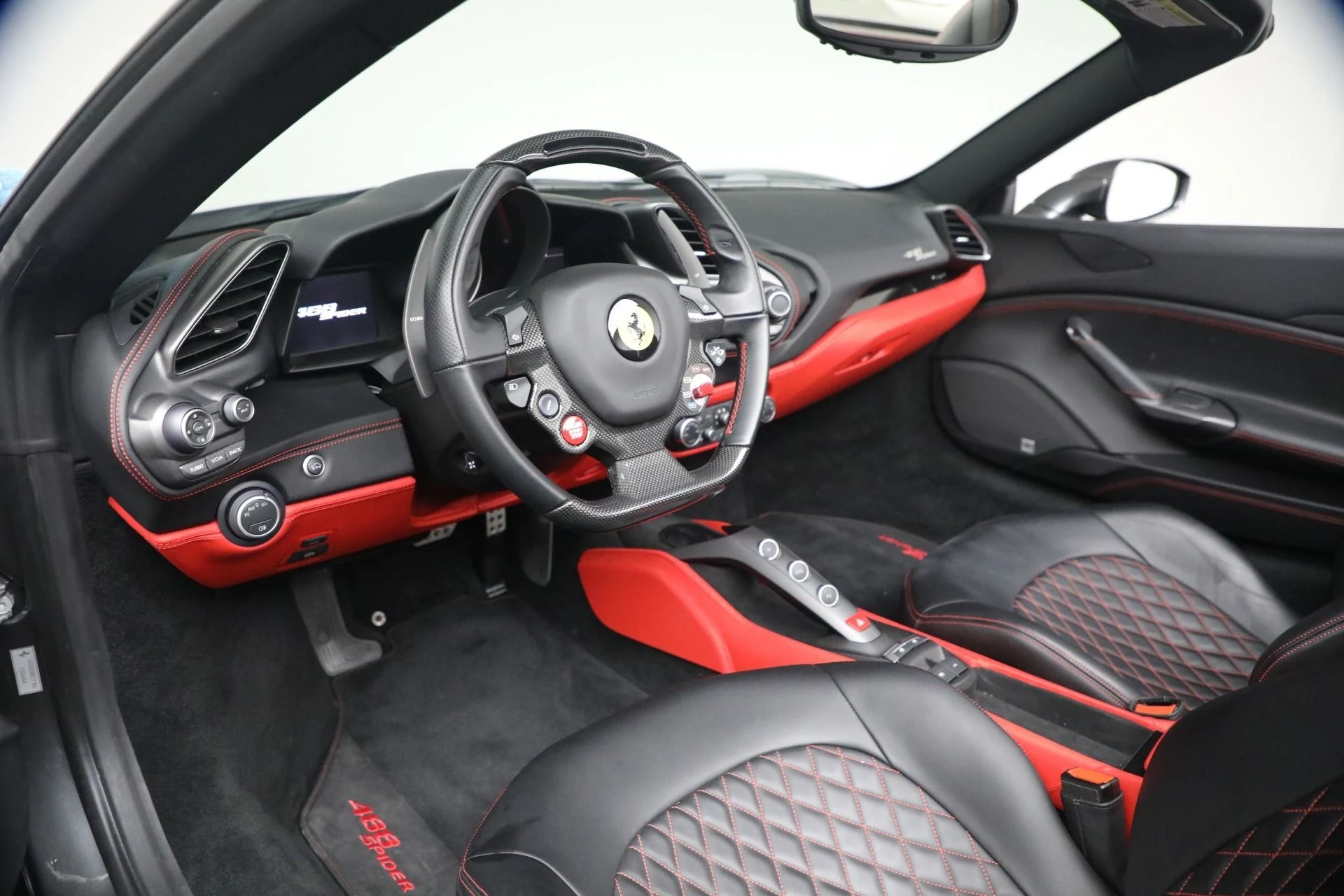 mph014_3714327482_Used_2018_Ferrari_488_Spider_1774552215_80749b6ad8