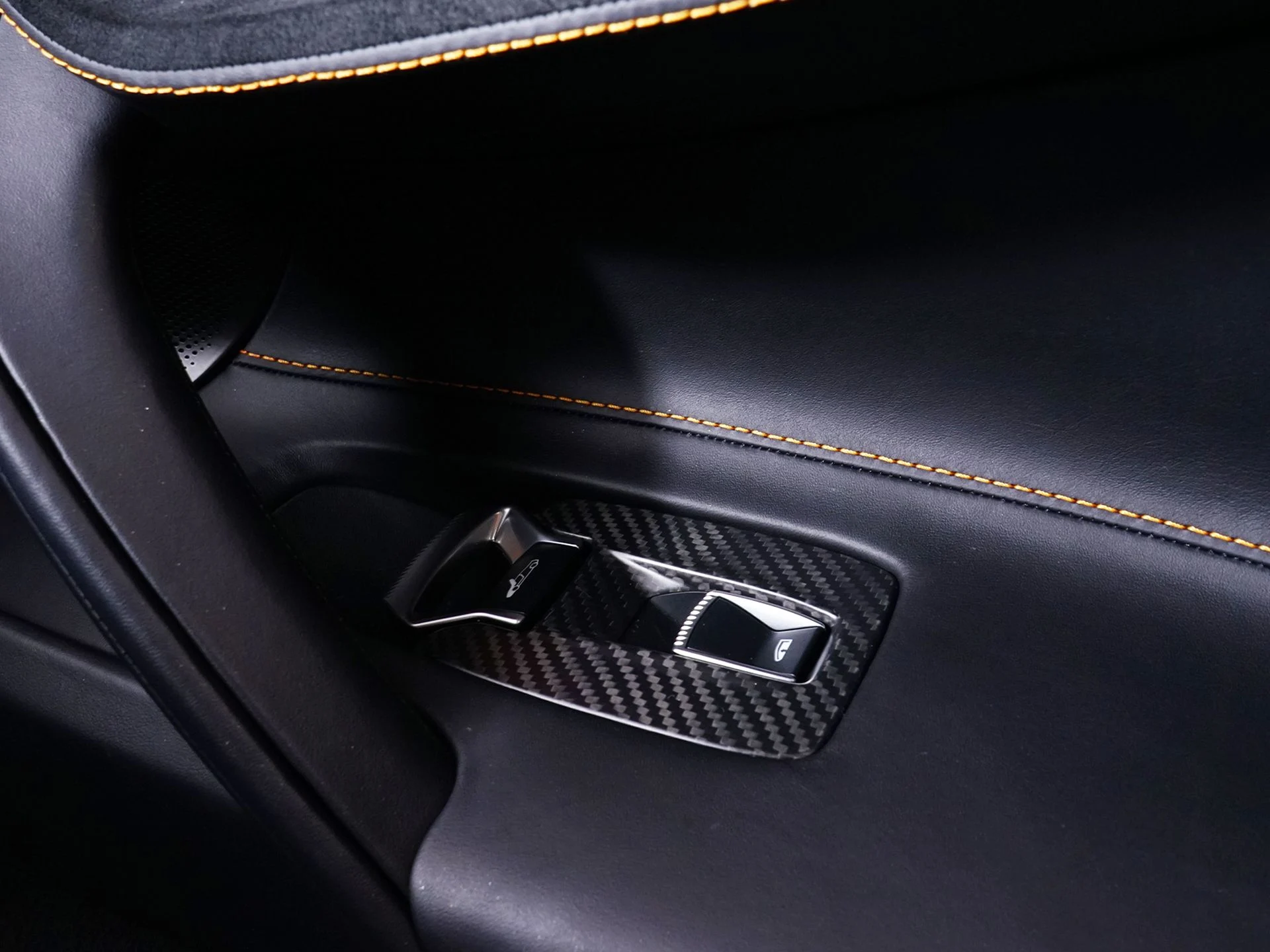 mph014_3716069937_0960473f01ecc41e693dac32b2050508x_0c806cb32d