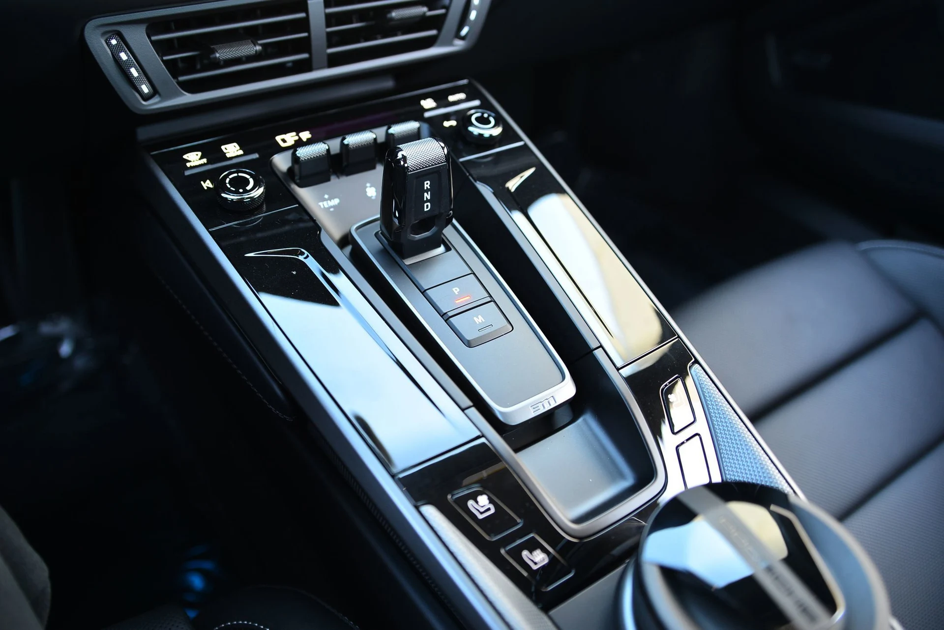 mph014_3724114348_dd3a180a896945d7fb5cc4dd2b632d61x_dcbb0c0847