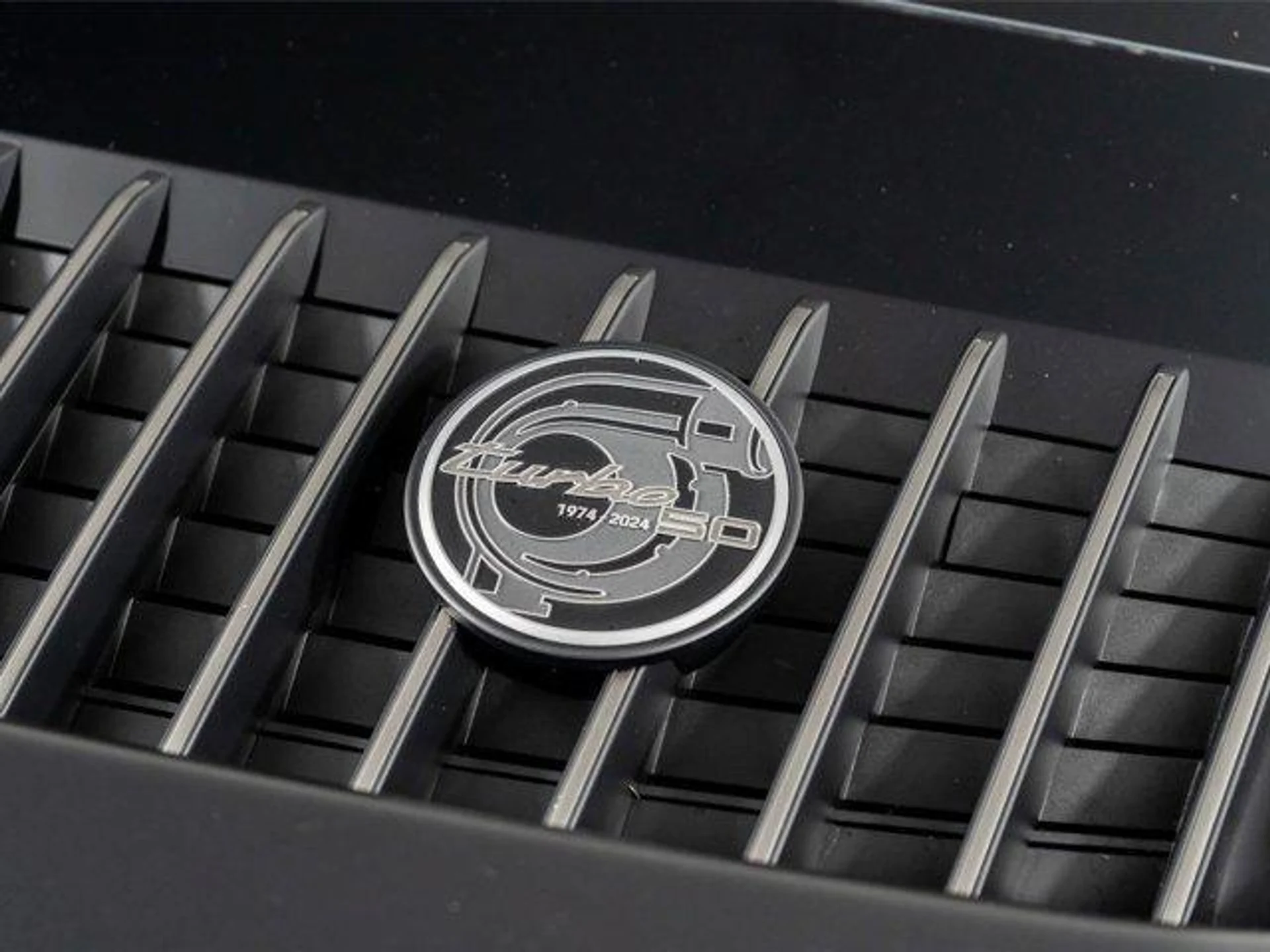 mph014_3728812966_EYT_Ah_Pa_C_u_Bi_B_Ntez3gj7c58_Y0_6144872631