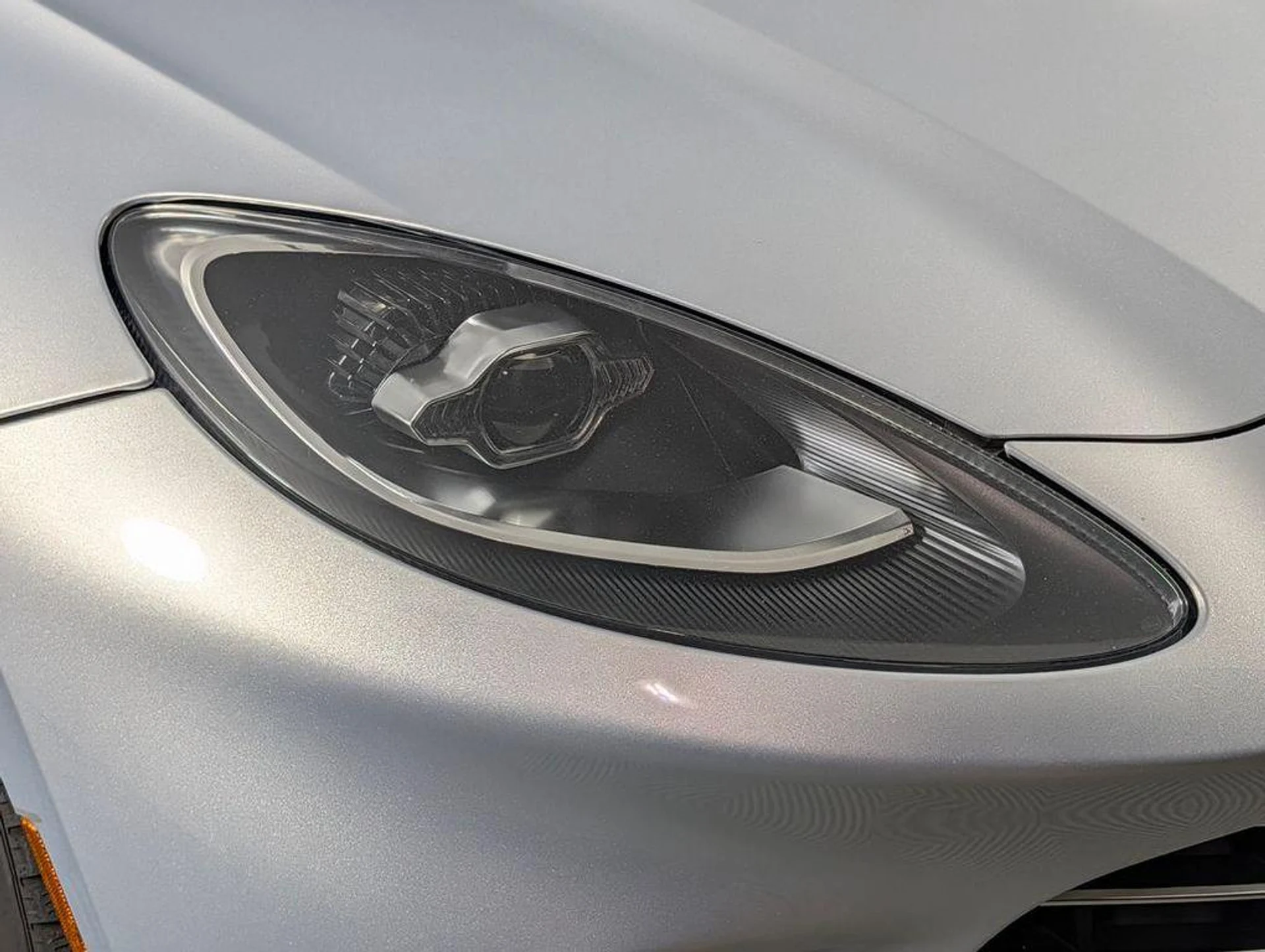 mph014_373060860_x_Gee_EK_Jhk_PSM_0c_F_Qb_Ia_Tl_Axr_JE_0bc54862b1