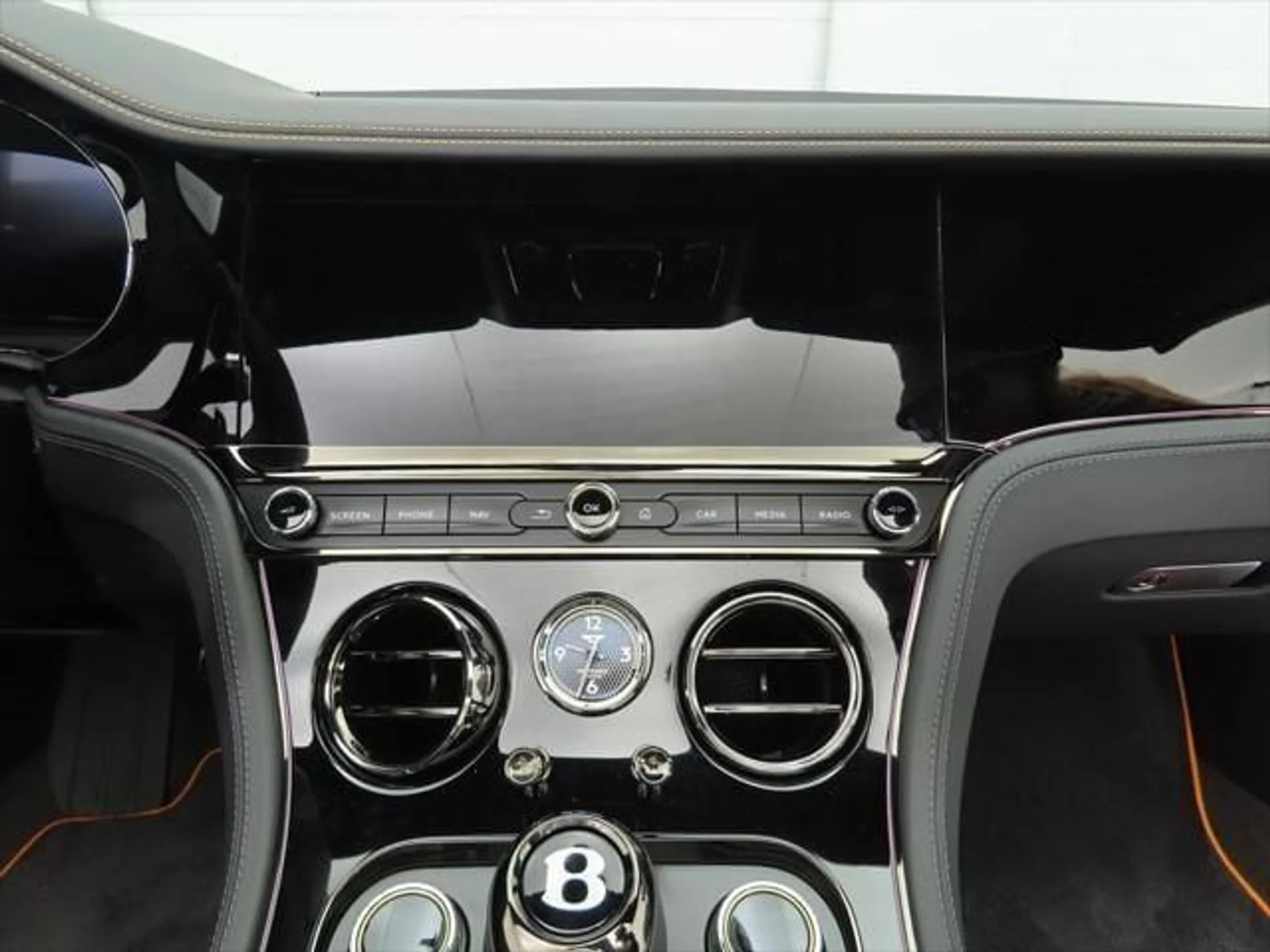 mph014_3732732898_new_2025_bentley_continental_gtspeedconvertible_8119_22891450_15_640_075f1a7865