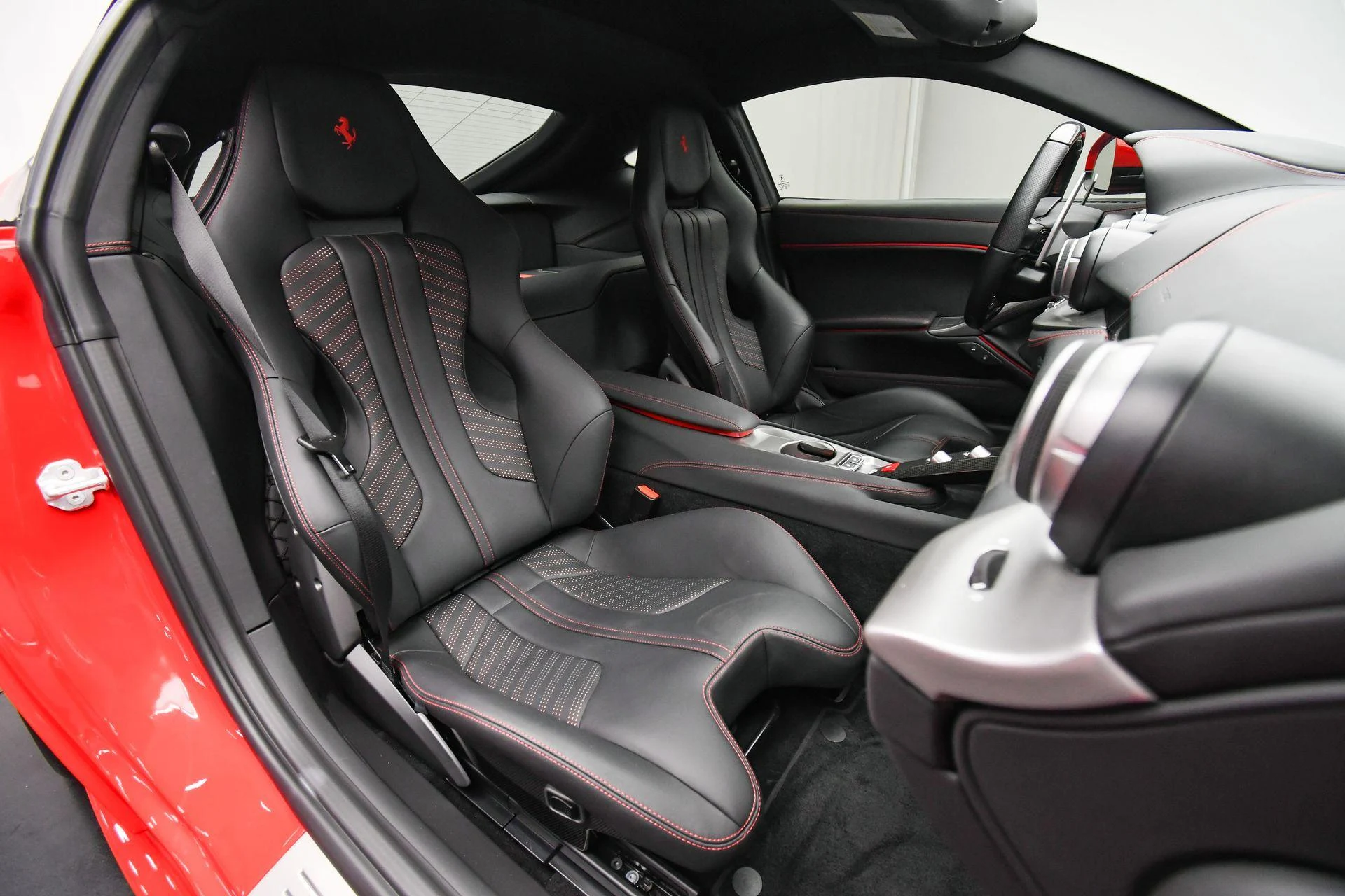 mph014_3733405375_Used_2017_Ferrari_F12_Berlinetta_1757453935_ff68aba4ca