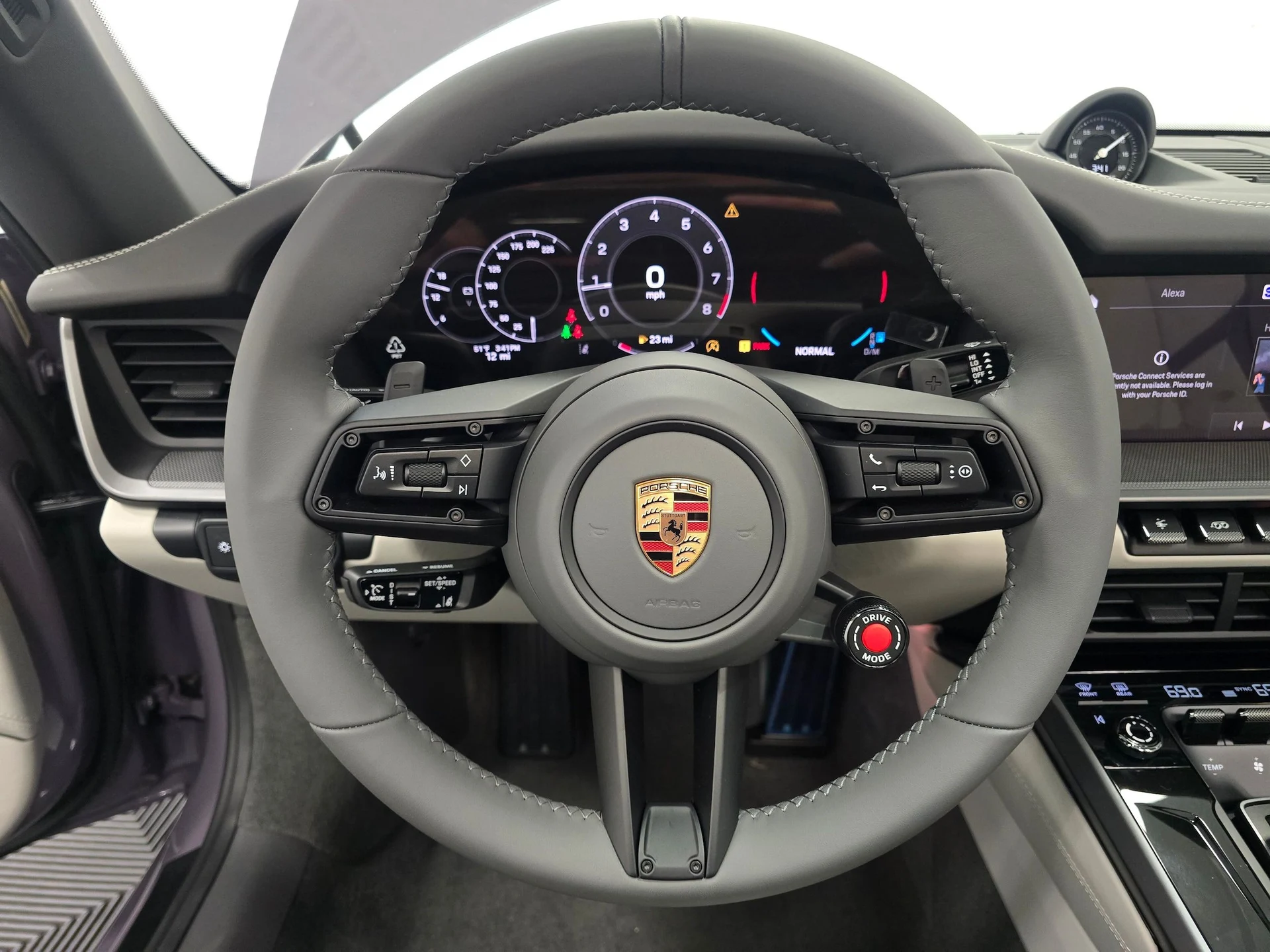 mph014_3733931096_fc124942801f2d11a47044aa95754a64x_e74fe6fd51