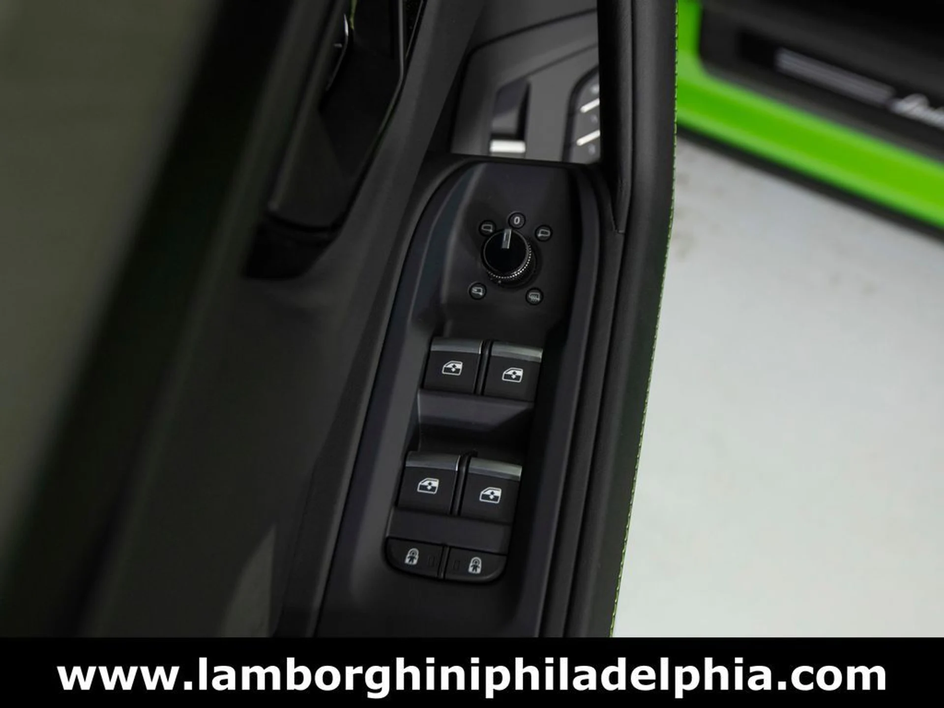 mph014_3741818959_47c396ca788c291f133ea21b2443c928x_660942d730