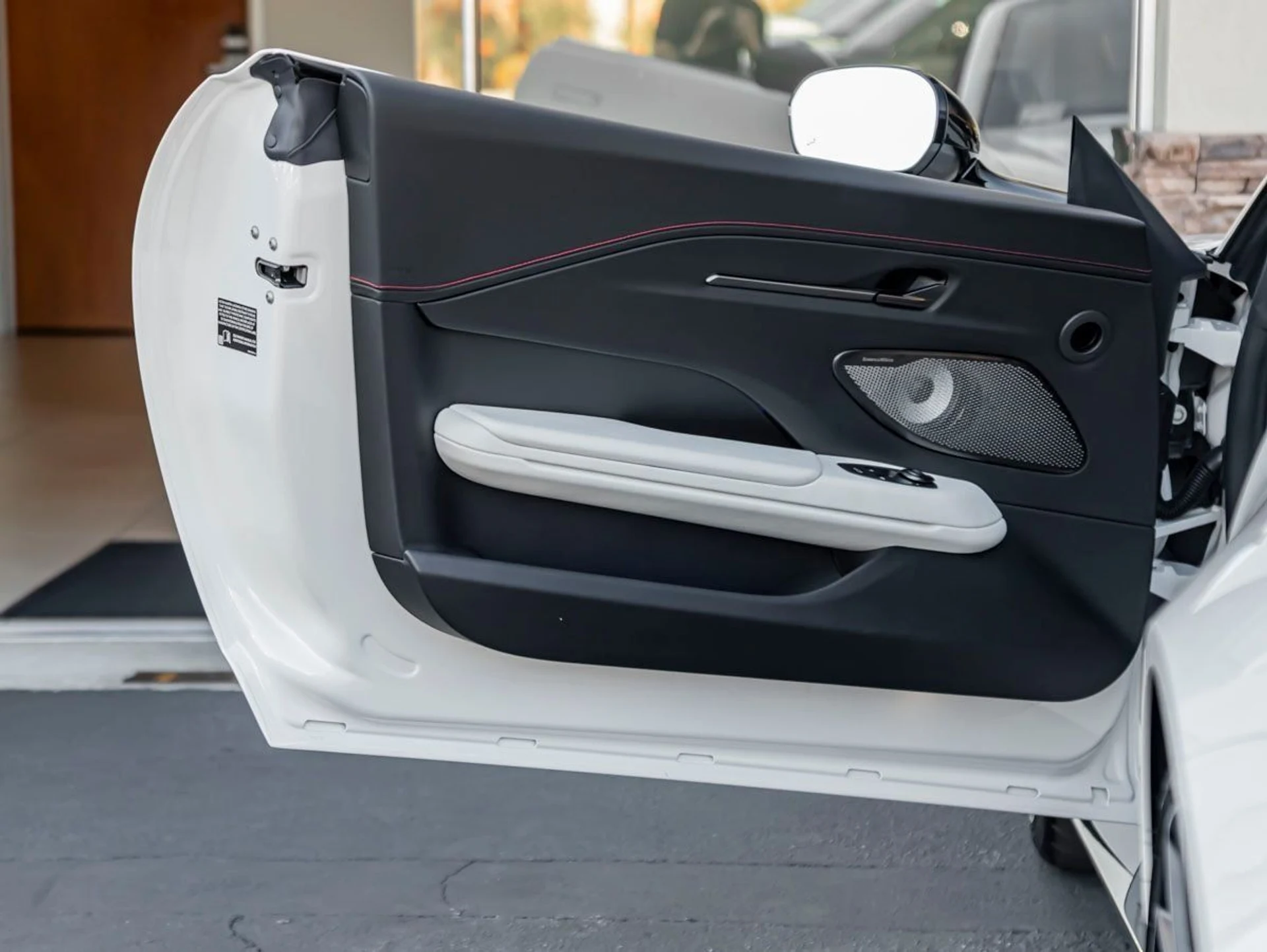 mph014_374314021_15_8d3a42129b