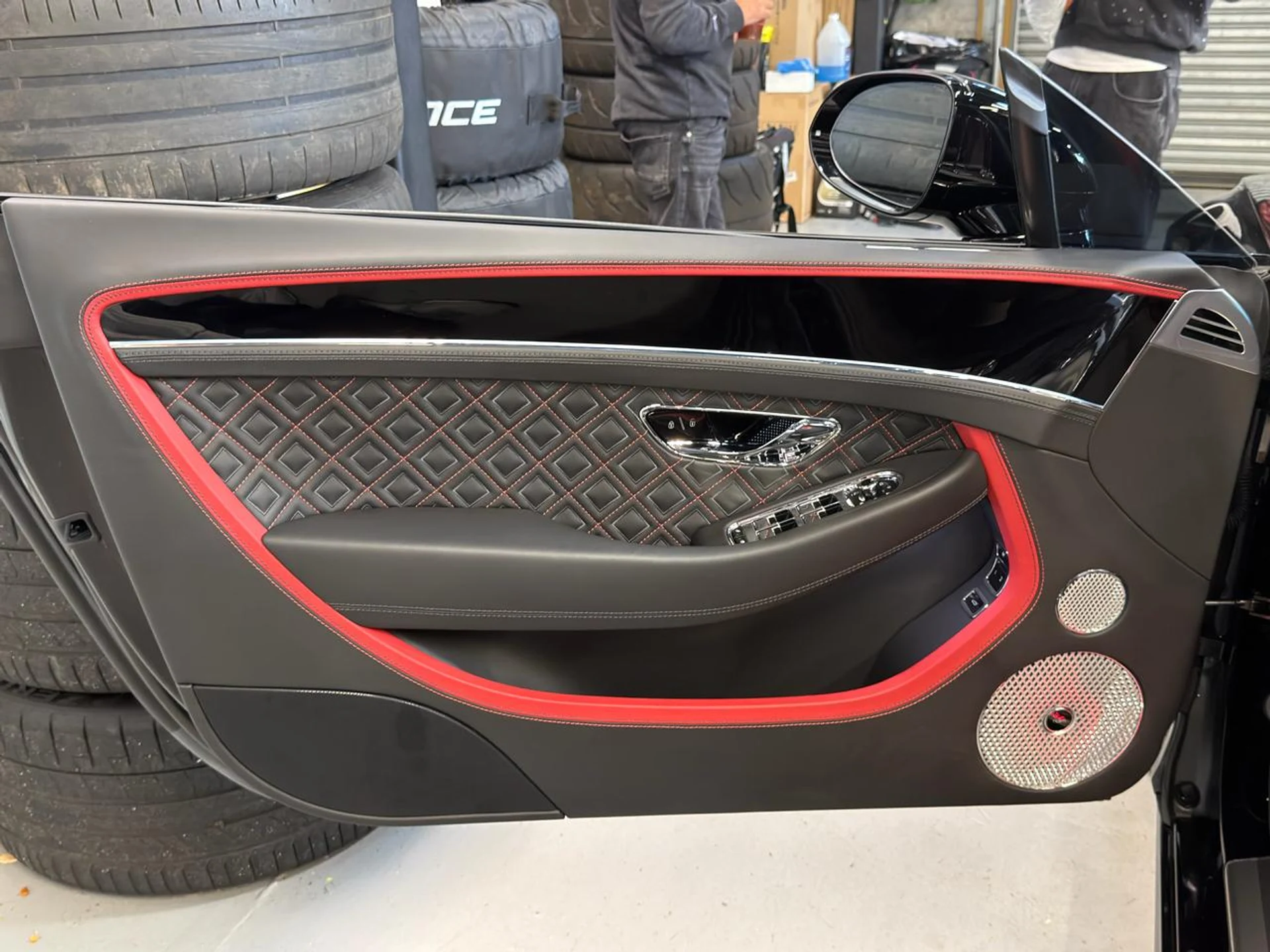 mph014_3750622228_639122964817482450_a940aeb1e4