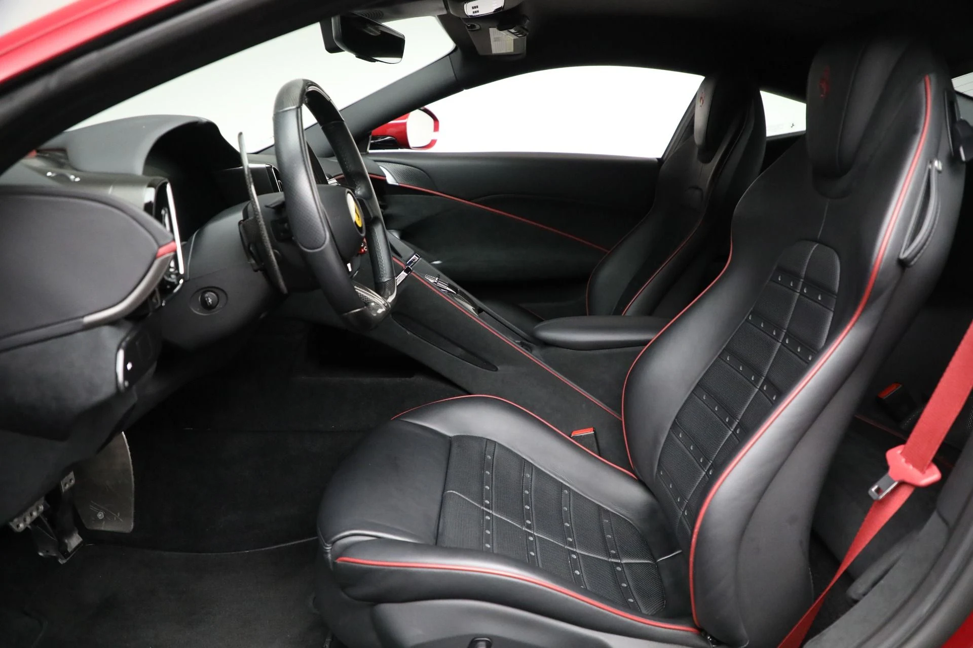 mph014_3755190978_Used_2021_Ferrari_Roma_1763160293_346e379b86