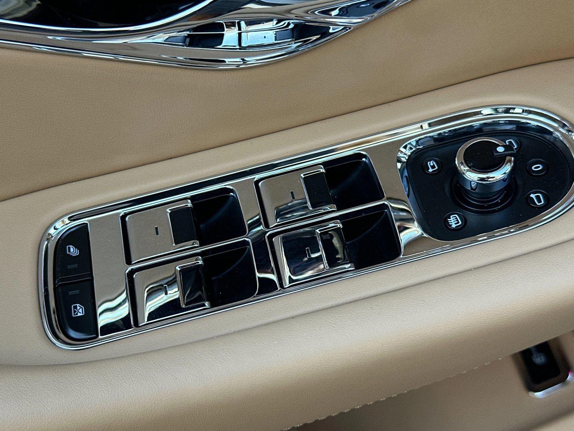 mph014_3756006656_New_2026_Bentley_Continental_GTC_1773996517_52ae4b3b30