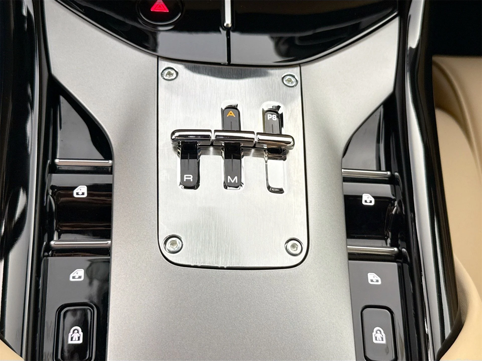 mph014_3758736727_6b7f1a6edf7a15eaf1f7bf1f3a5a1c65_3d6a9e5b23