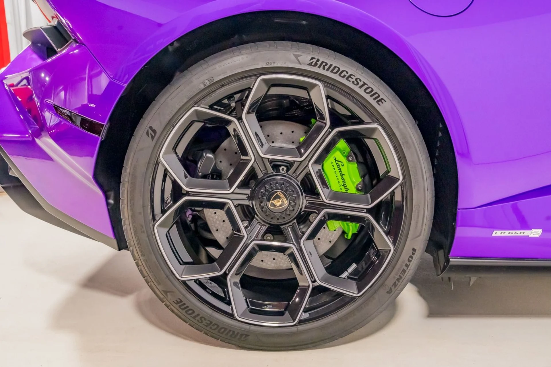 mph014_376344562_3572e8c3d0a3457f8622bbcd7cd8573f_e08e623177