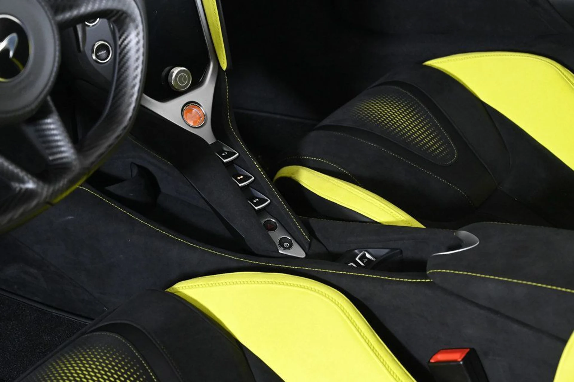 mph014_3765380883_used_2025_mclaren_750s_spider_11350_22950196_14_1024_6b73cb5129