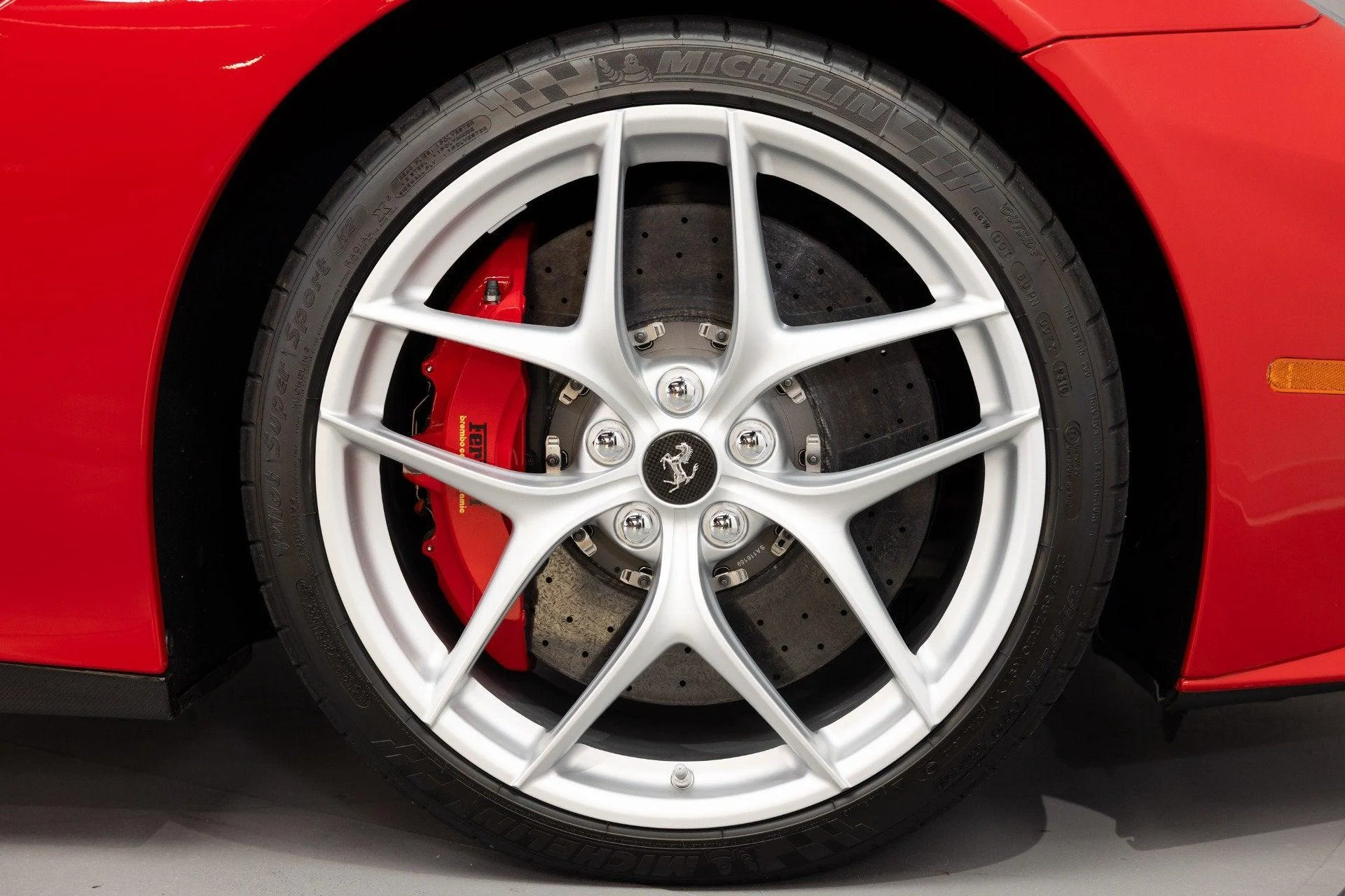 mph014_3773256054_Used_2017_Ferrari_F12berlinetta_1787147092_ebbd7418f5