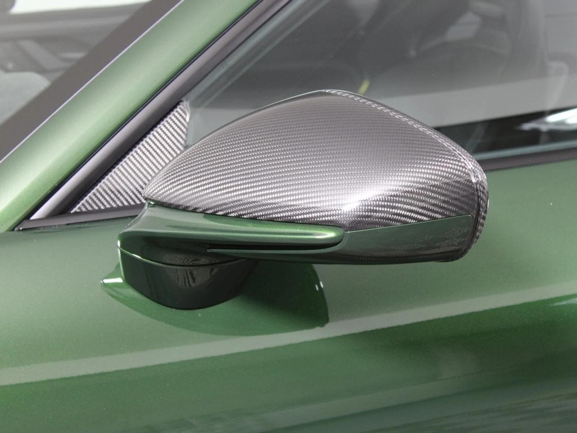 mph014_377696935_15_740e1ff1f8