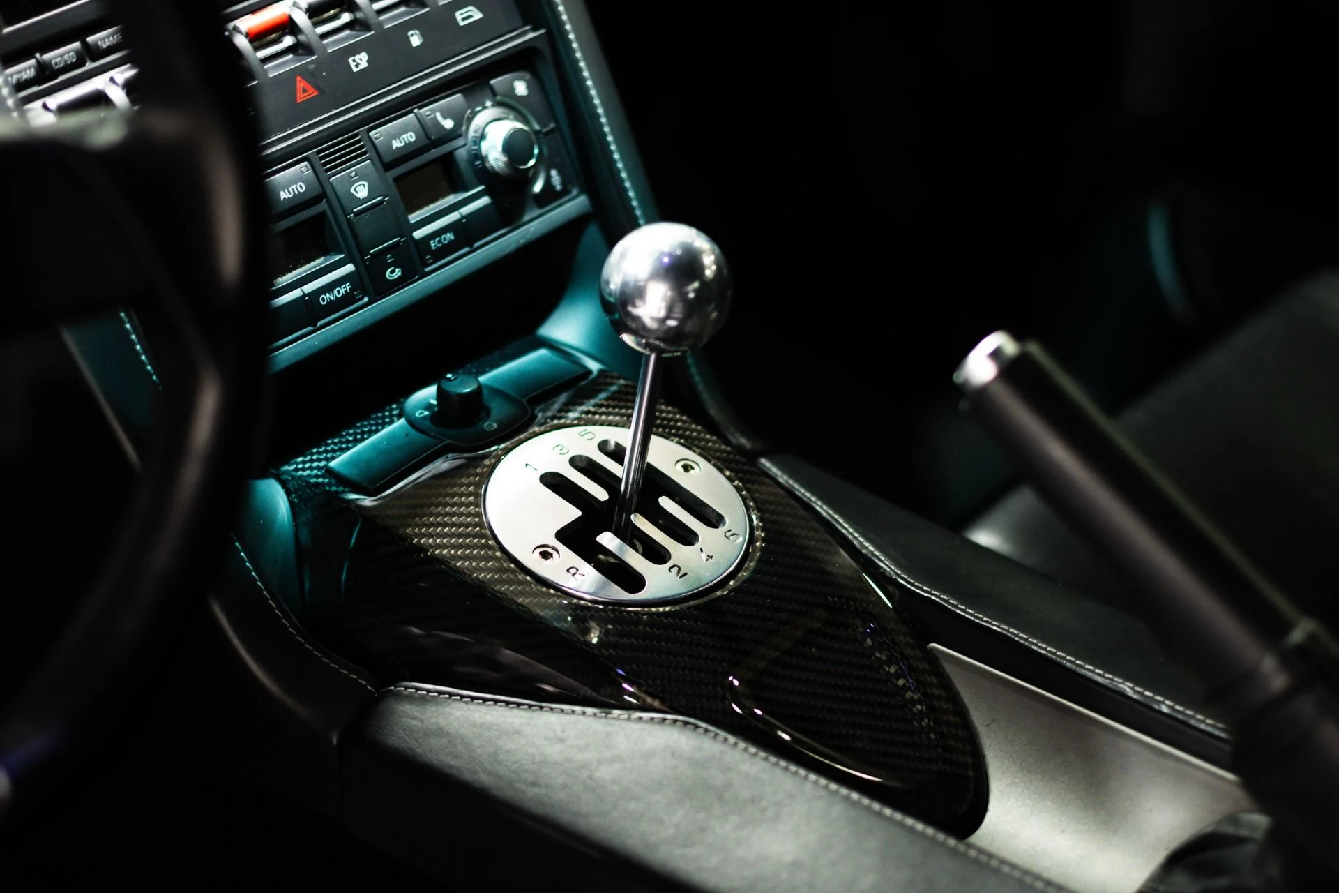 mph014_3782949987_Used_2004_Lamborghini_Gallardo_6_speed_Tasteful_Mods_1774502009_fbeaa68794