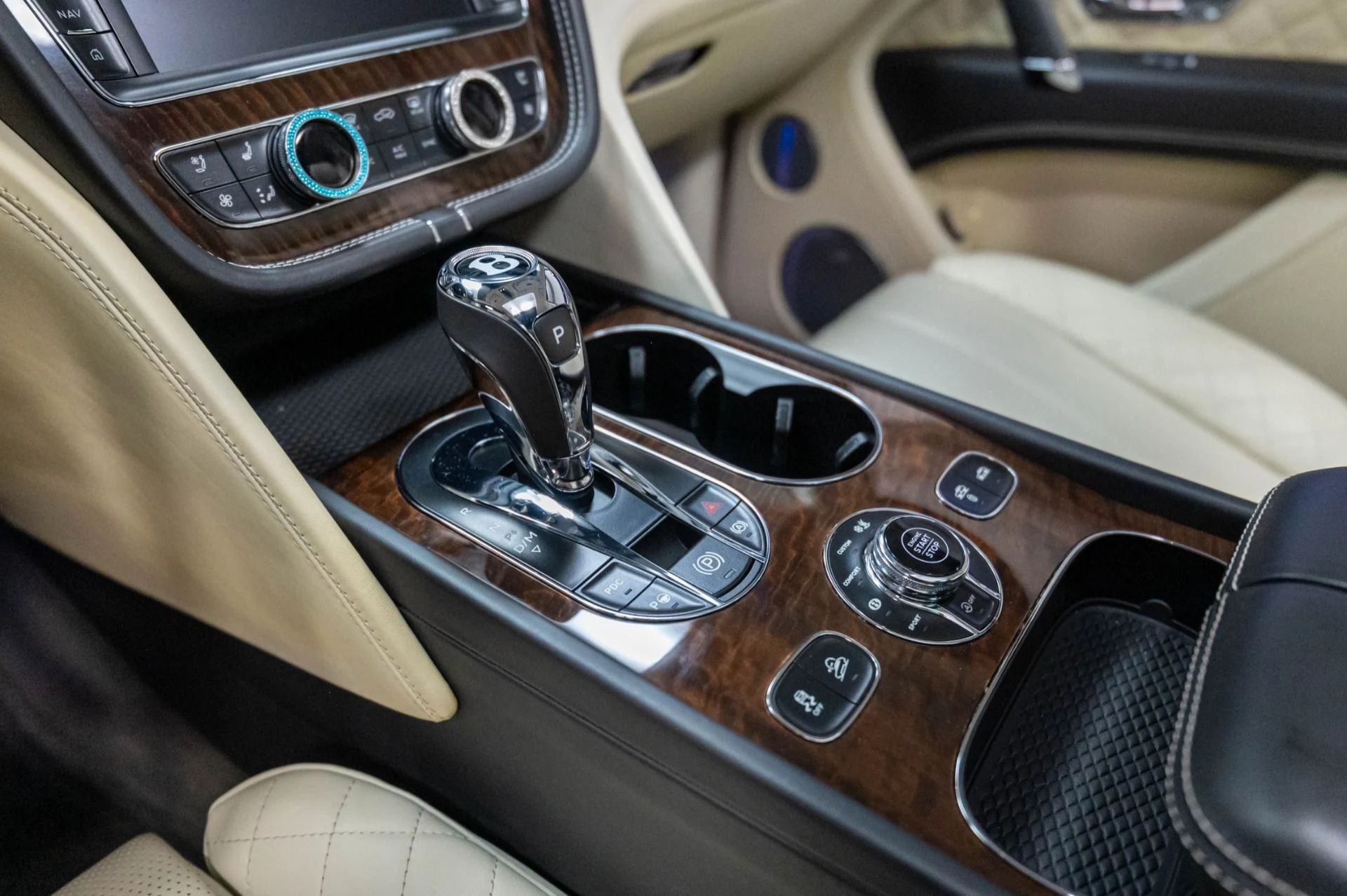 mph014_3800383343_Used_2017_Bentley_Bentayga_W12_1787159716_541466b9d1